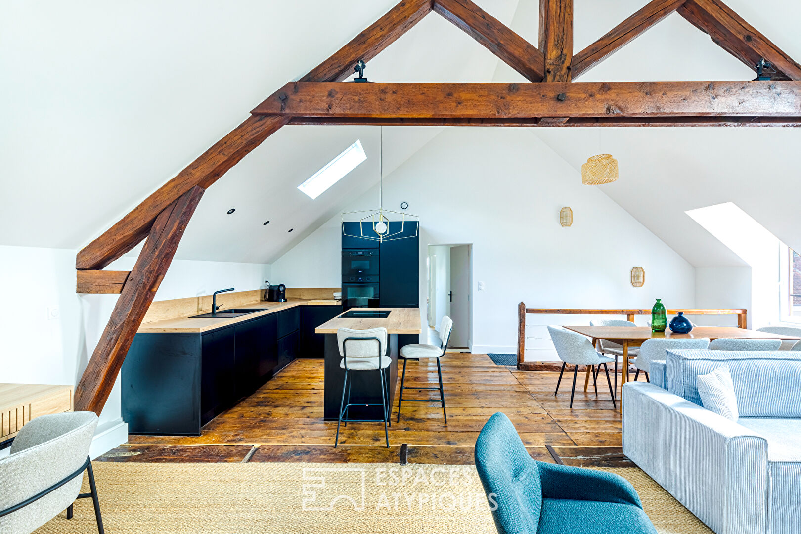 Agence immobilière de Espaces Atypiques Yvelines - ESPACES ATYPIQUES YVELINES