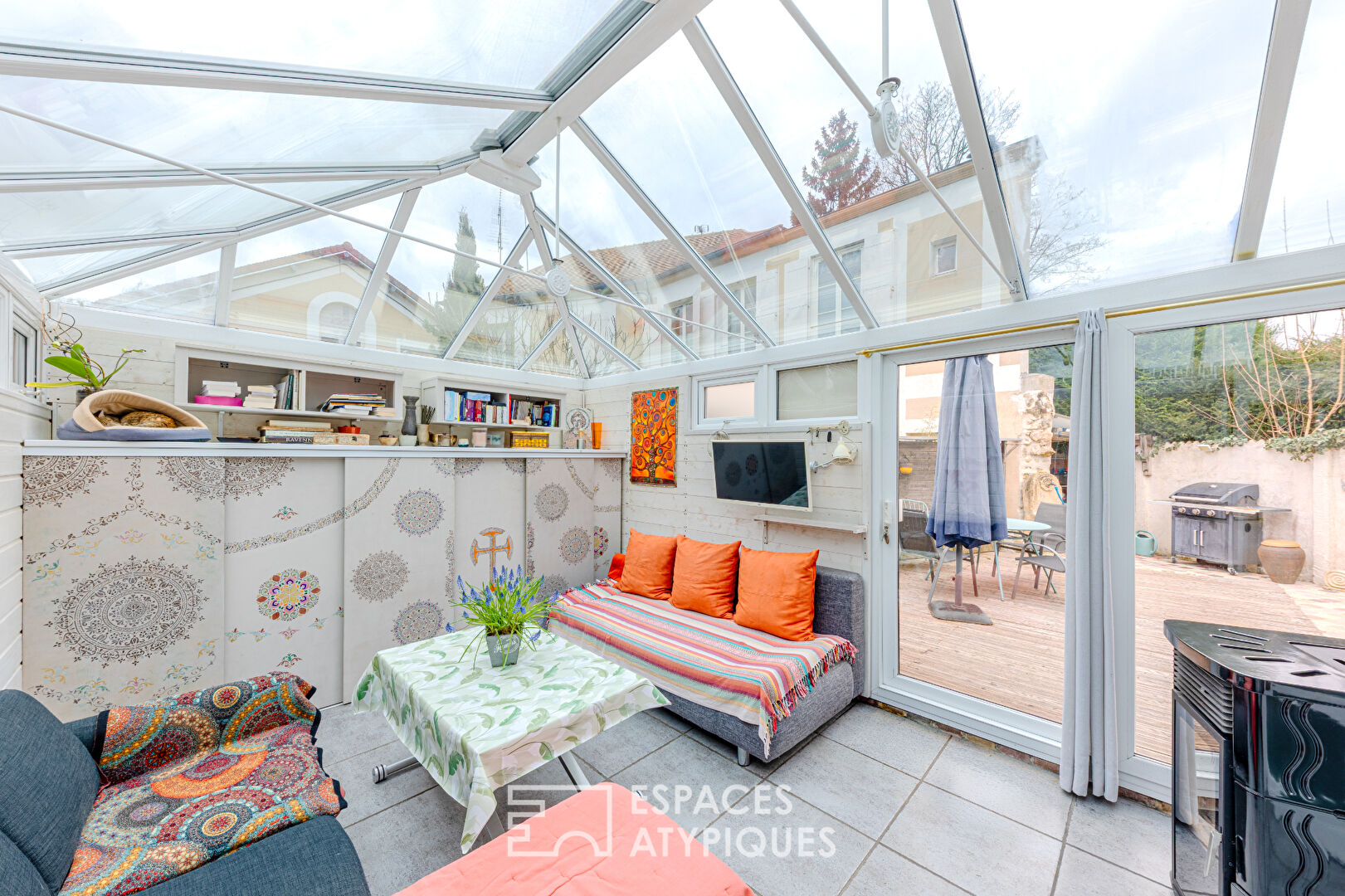 Agence immobilière de Espaces Atypiques Yvelines - ESPACES ATYPIQUES YVELINES