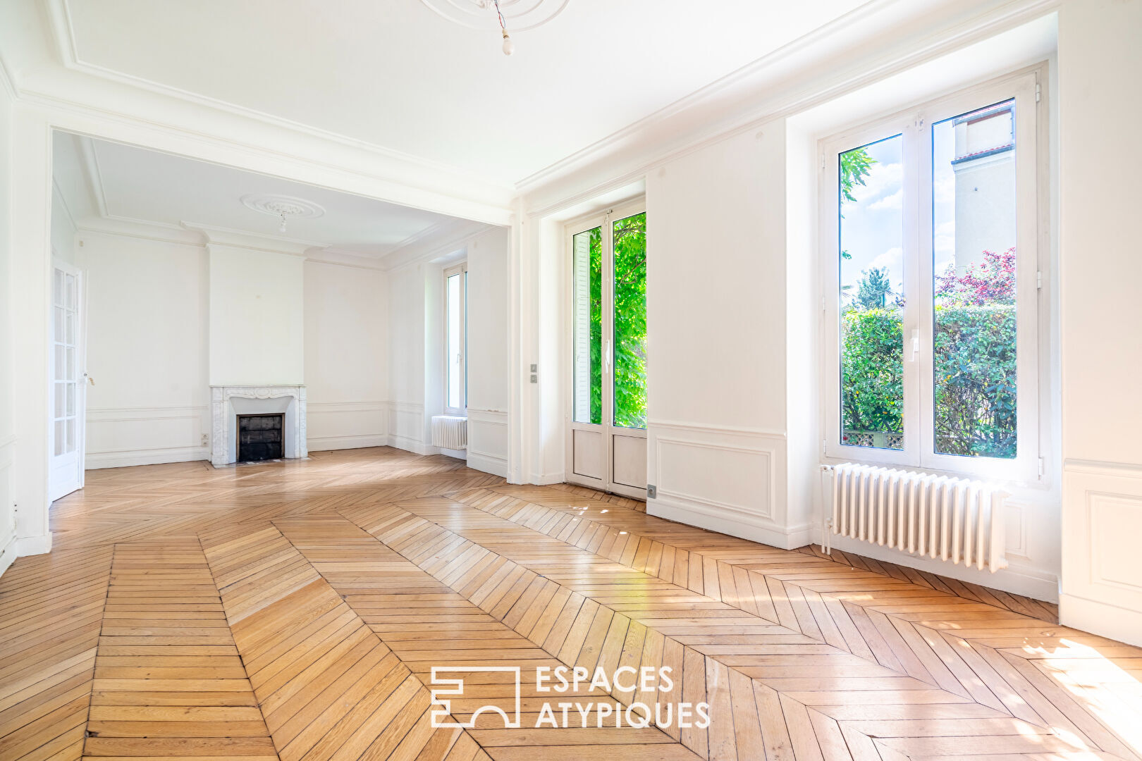 Agence immobilière de ESPACES ATYPIQUES VAL DE MARNE