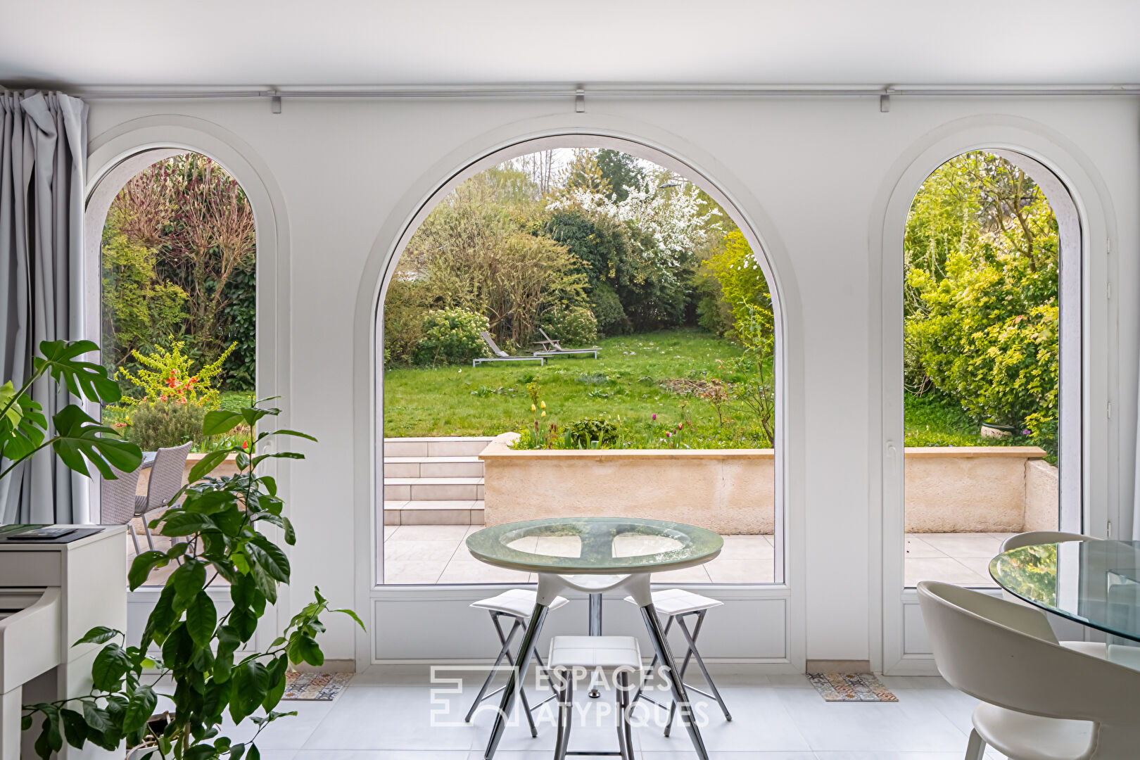 Agence immobilière de Espaces Atypiques Yvelines - ESPACES ATYPIQUES YVELINES