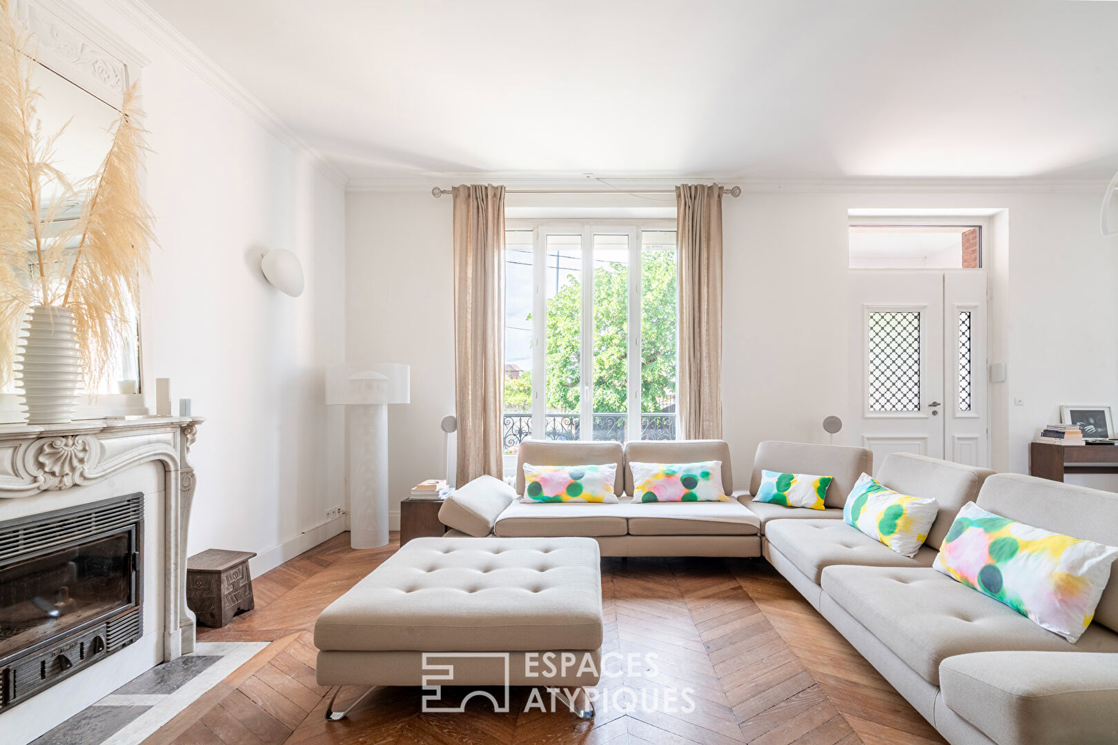 Agence immobilière de ESPACES ATYPIQUES VAL DE MARNE