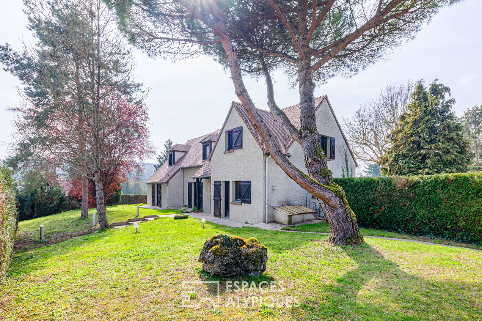 Agence immobilière de Espaces Atypiques Yvelines - ESPACES ATYPIQUES YVELINES