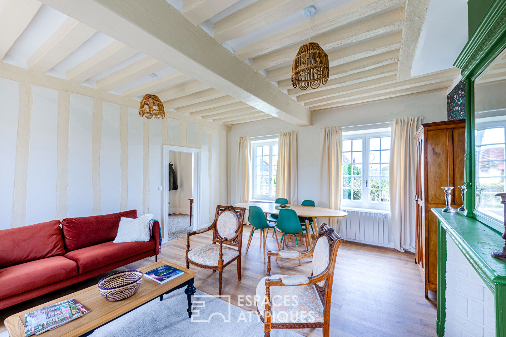 Agence immobilière de Espaces Atypiques Yvelines - ESPACES ATYPIQUES YVELINES