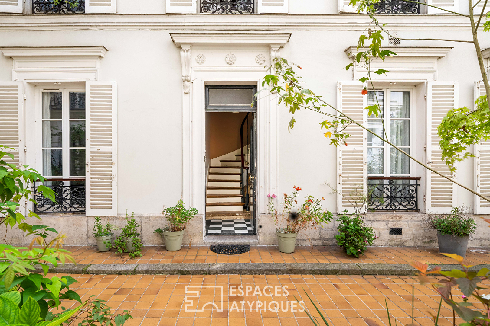 Agence immobilière de ESPACES ATYPIQUES PARIS - ESPACES ATYPIQUES PARIS OUEST