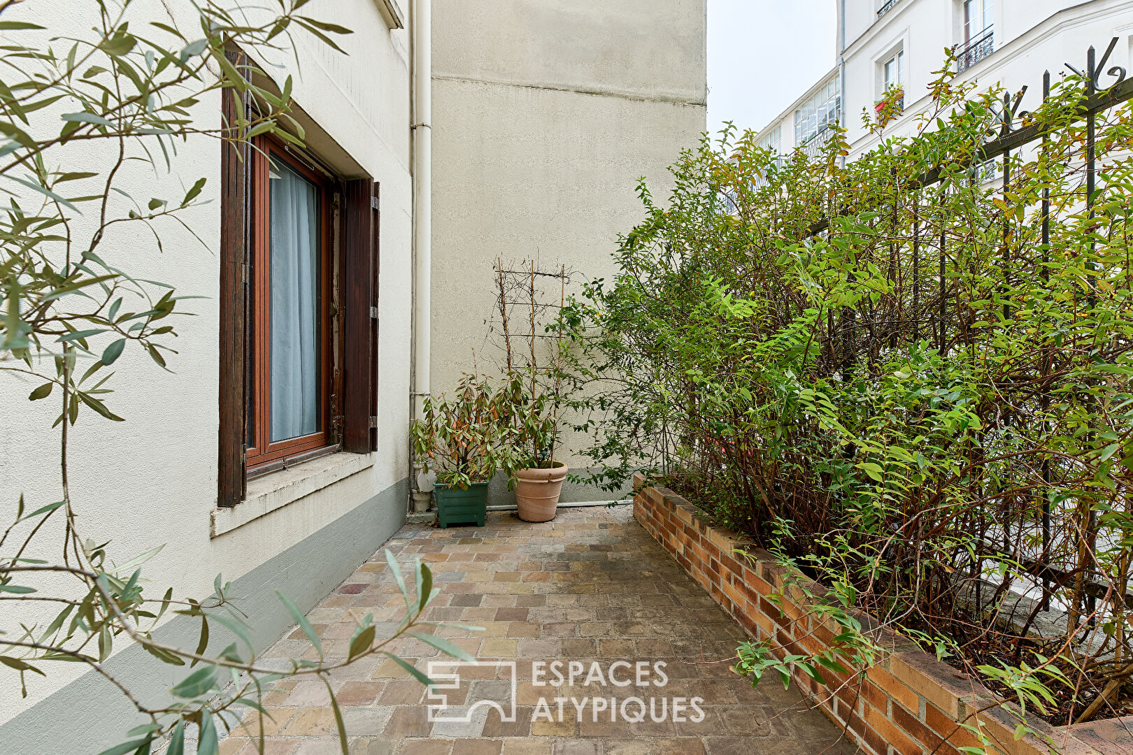 Agence immobilière de ESPACES ATYPIQUES PARIS - ESPACES ATYPIQUES PARIS OUEST