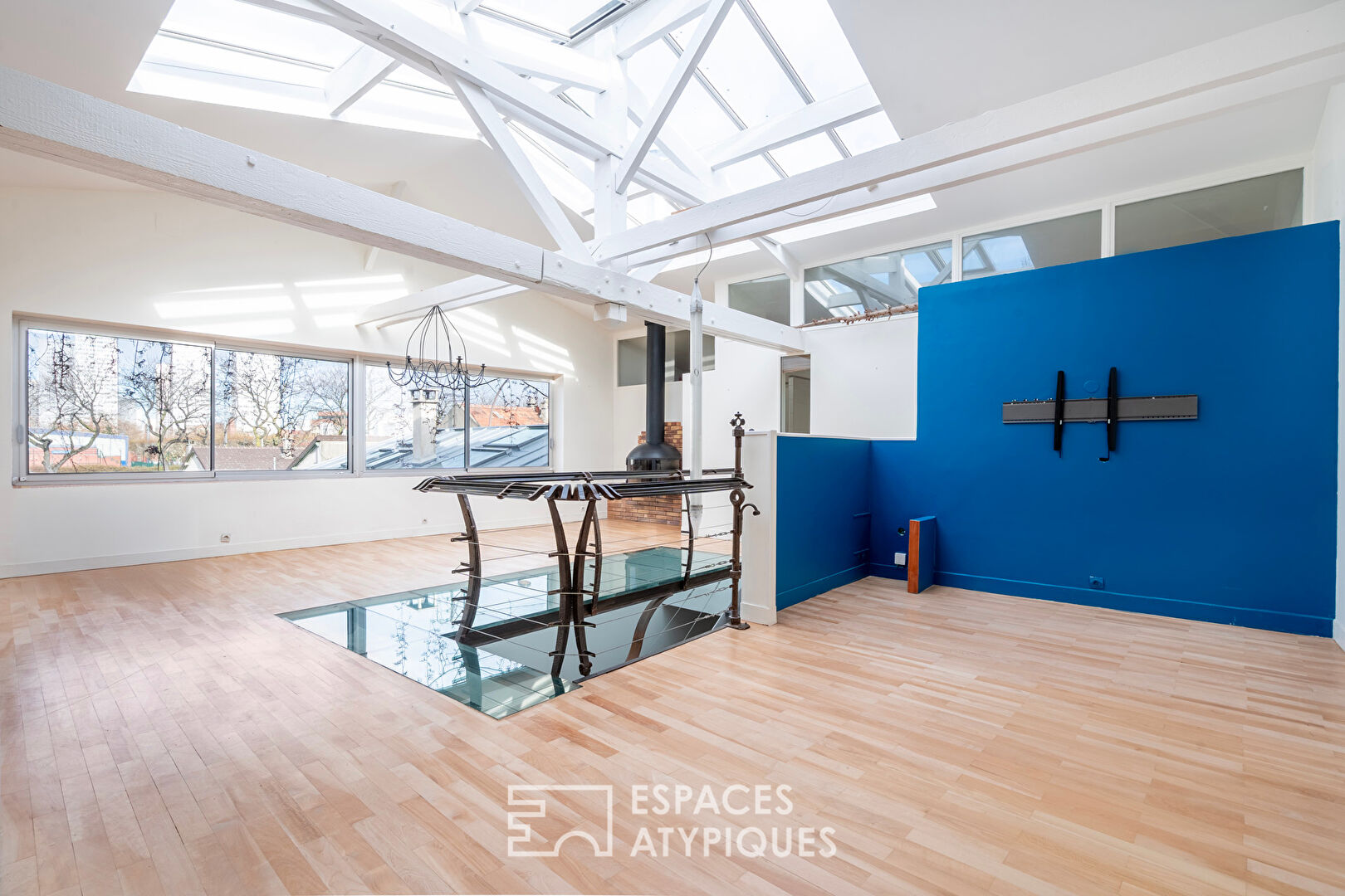 Agence immobilière de ESPACES ATYPIQUES VAL DE MARNE