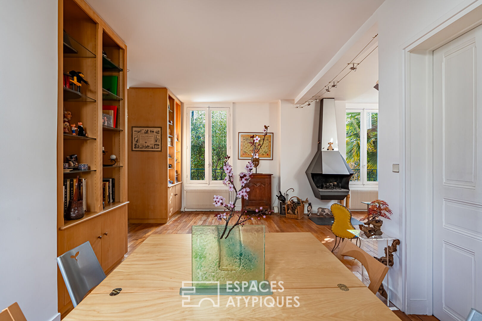 Agence immobilière de ESPACES ATYPIQUES Hauts de Seine