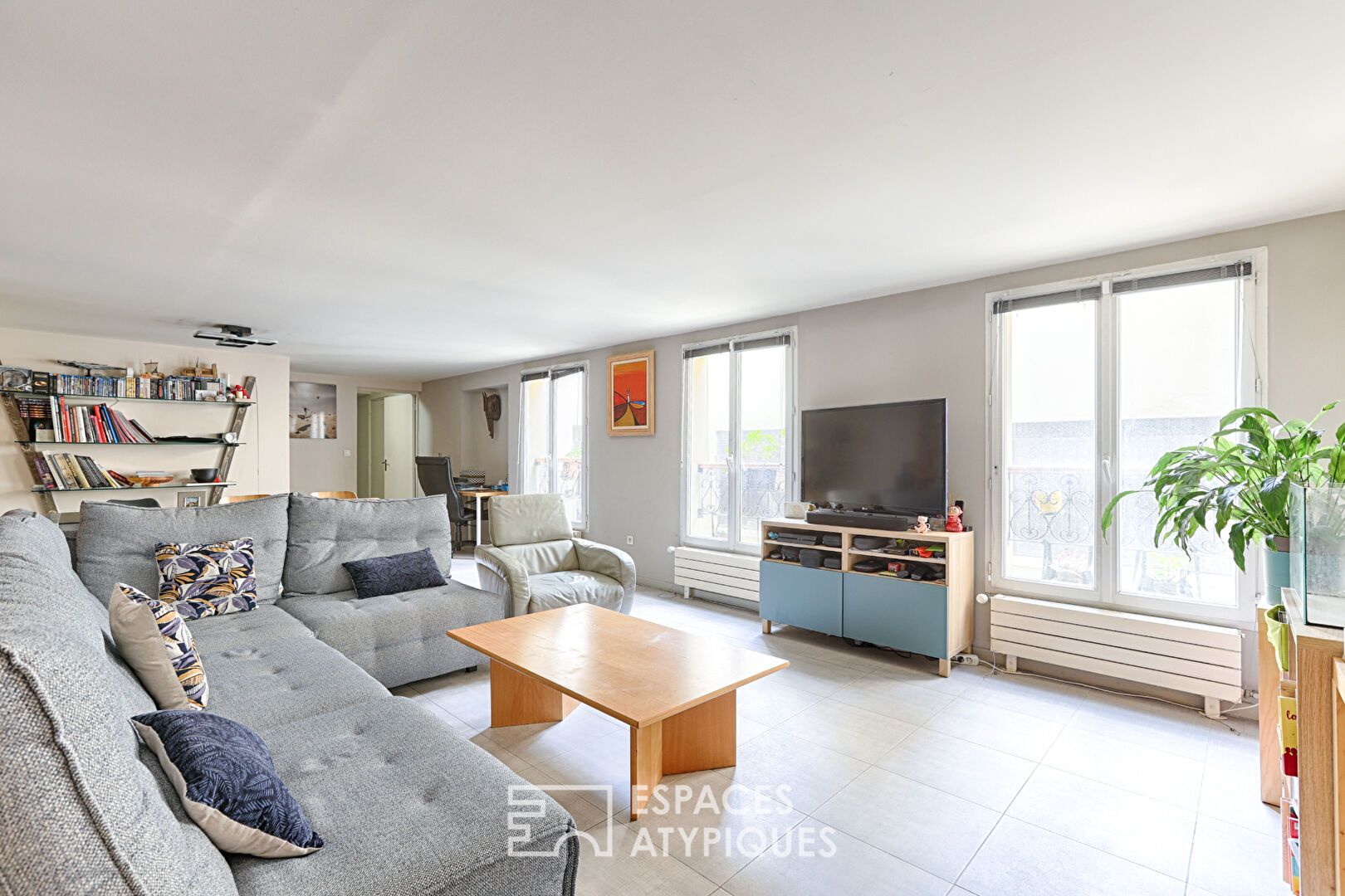Agence immobilière de ESPACES ATYPIQUES PARIS