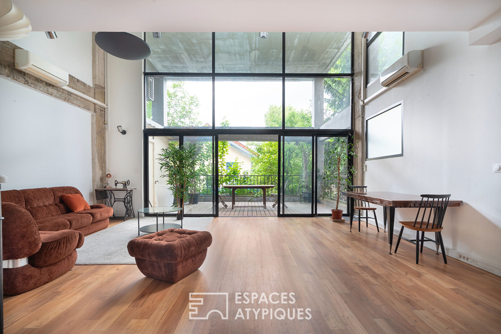Agence immobilière de ESPACES ATYPIQUES VAL DE MARNE