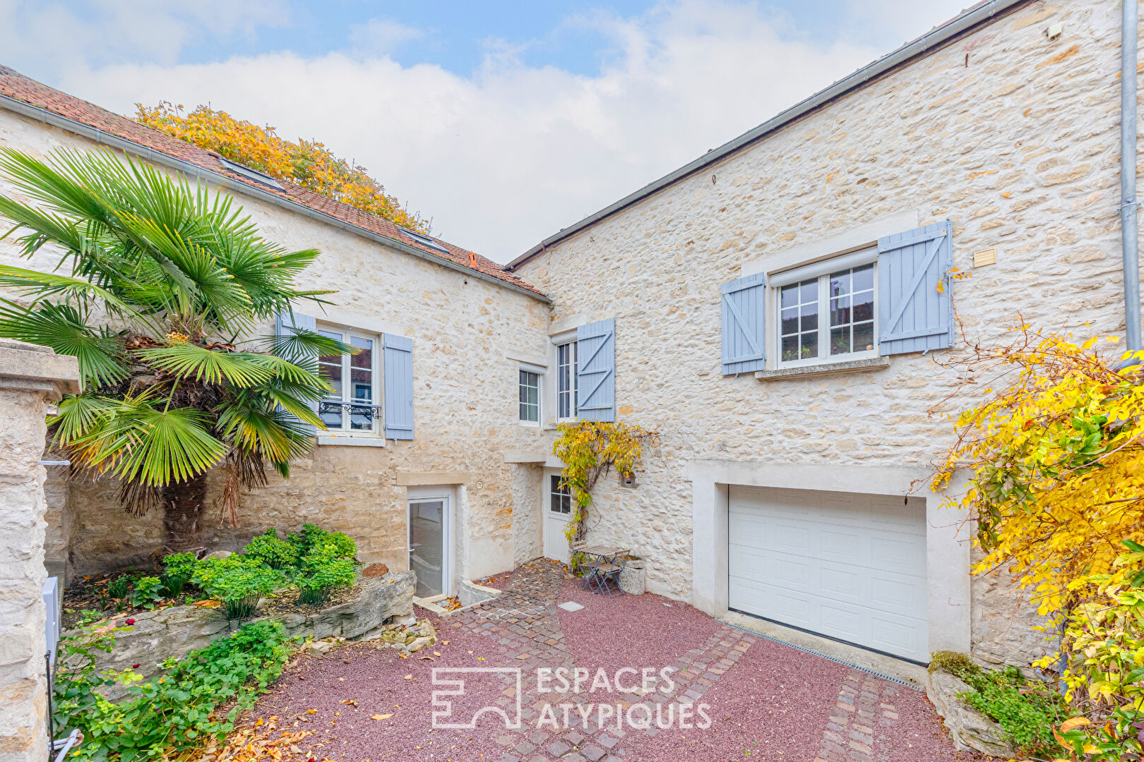 Agence immobilière de Espaces Atypiques Yvelines - ESPACES ATYPIQUES YVELINES