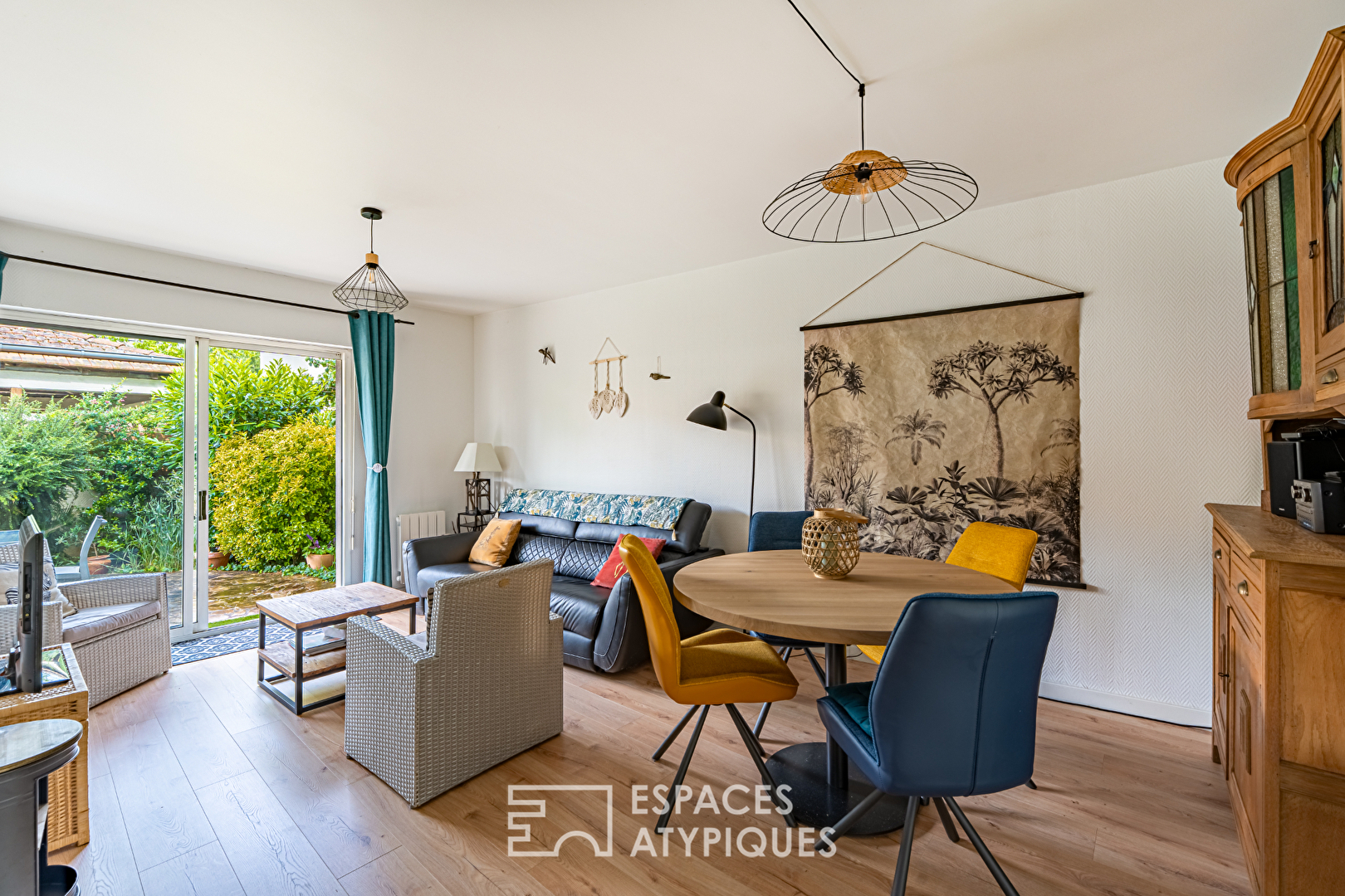 Agence immobilière de Espaces Atypiques Yvelines - ESPACES ATYPIQUES YVELINES