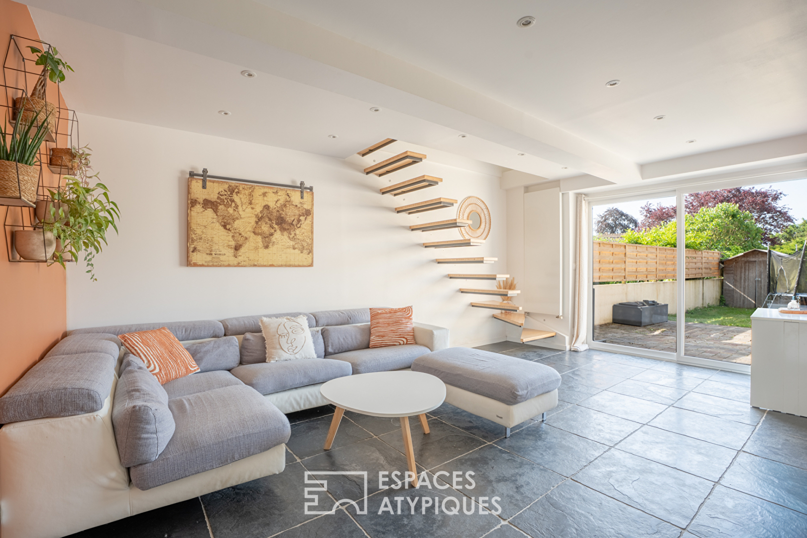 Agence immobilière de Espaces Atypiques Yvelines - ESPACES ATYPIQUES YVELINES