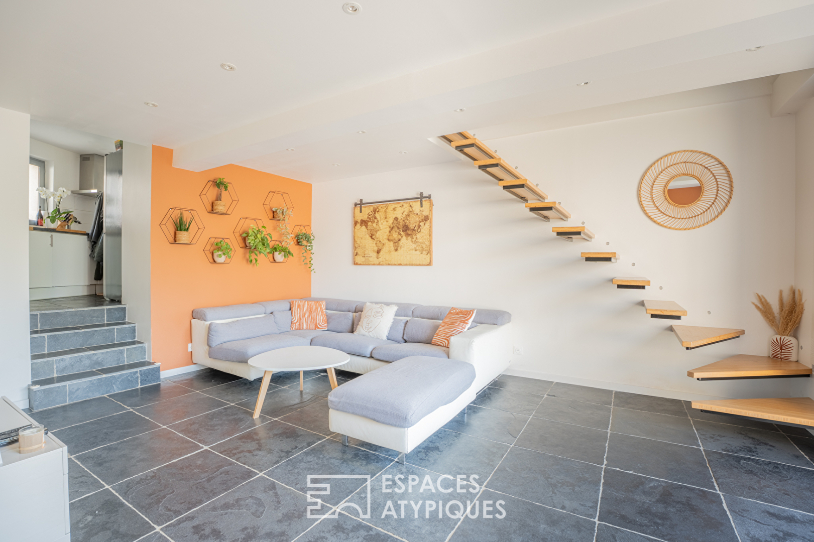 Agence immobilière de Espaces Atypiques Yvelines - ESPACES ATYPIQUES YVELINES
