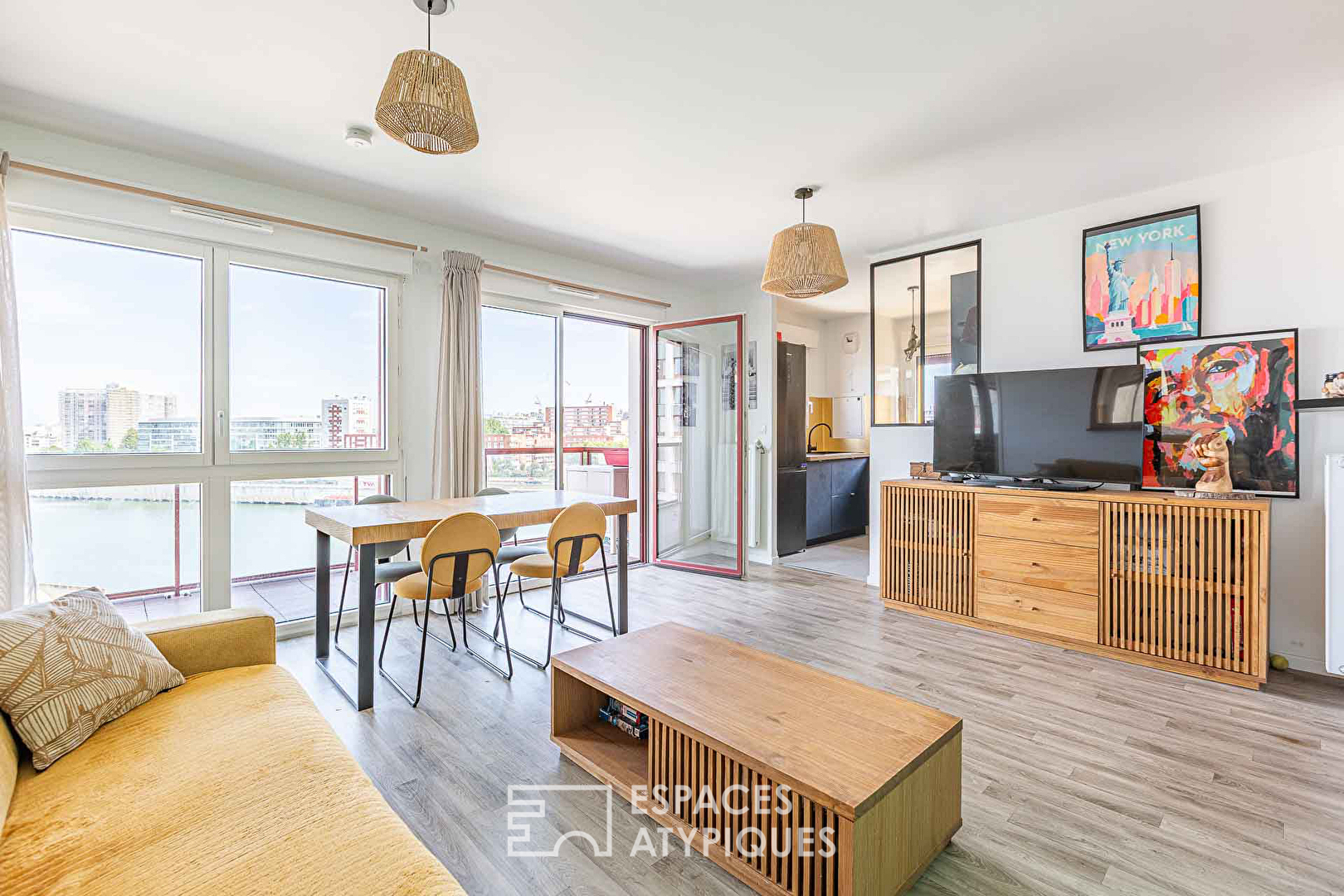Agence immobilière de ESPACES ATYPIQUES VAL DE MARNE