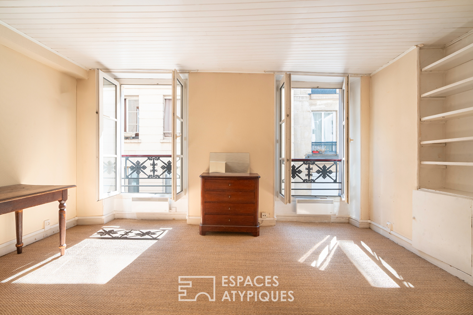 Agence immobilière de ESPACES ATYPIQUES PARIS