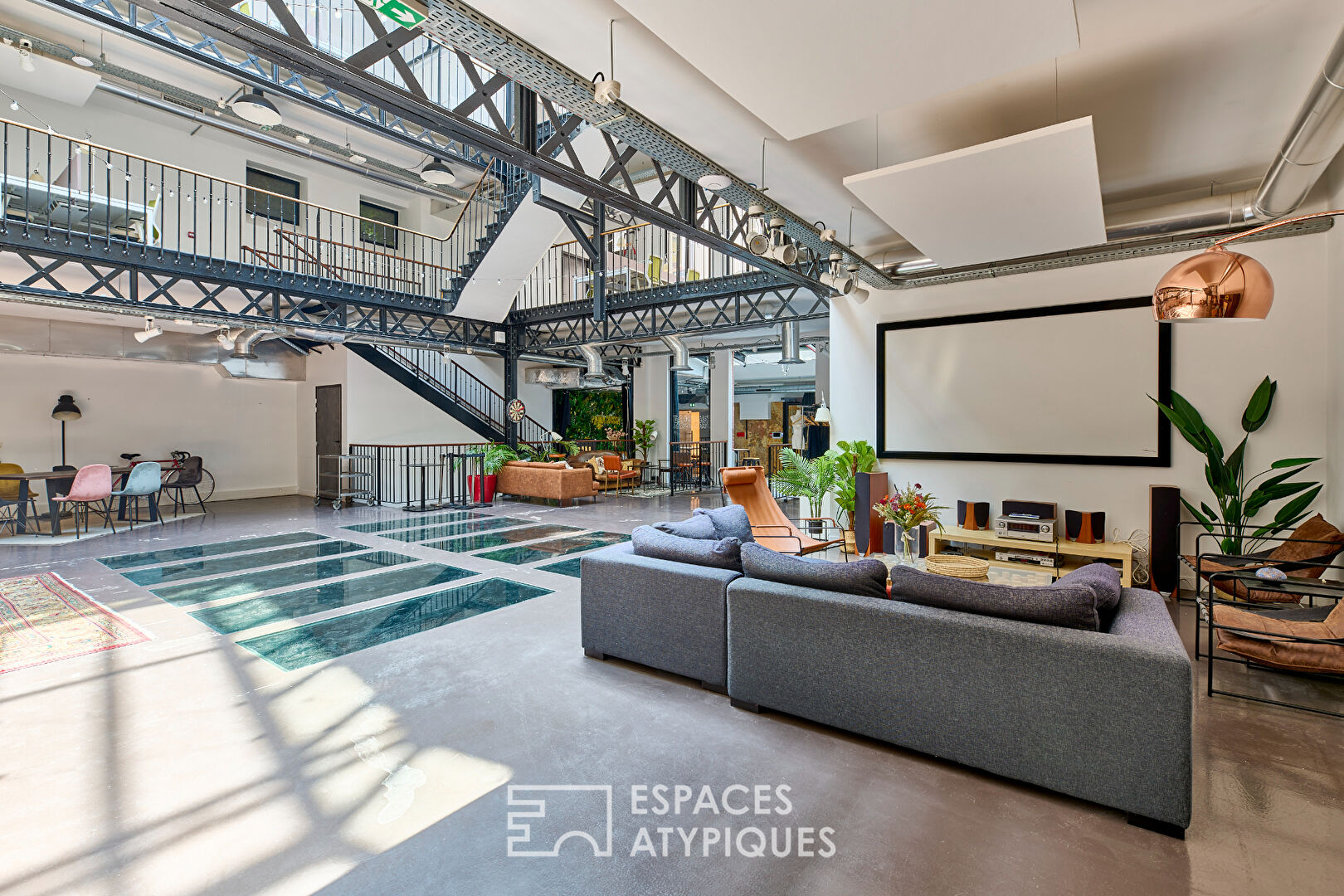 Agence immobilière de ESPACES ATYPIQUES PARIS - ESPACES ATYPIQUES PARIS OUEST