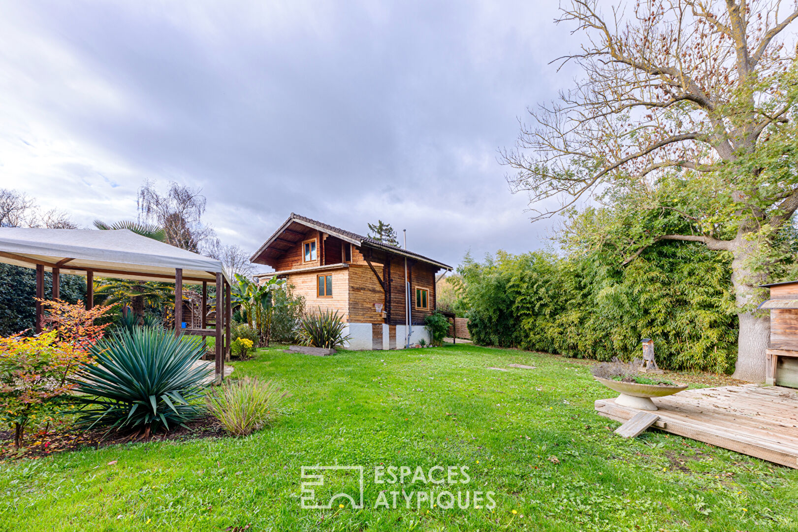 Agence immobilière de Espaces Atypiques Yvelines - ESPACES ATYPIQUES YVELINES