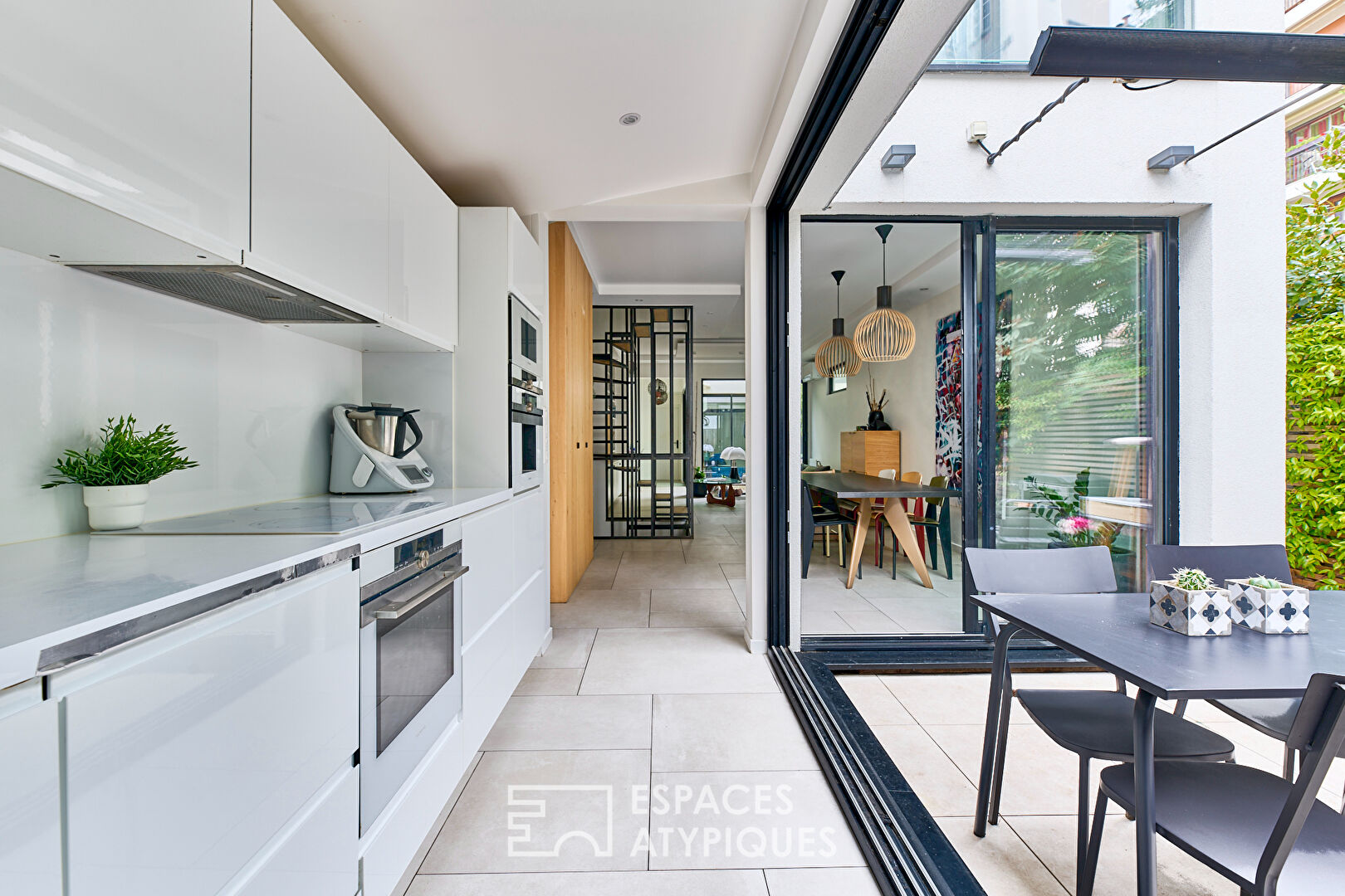 Agence immobilière de ESPACES ATYPIQUES Paris - Est