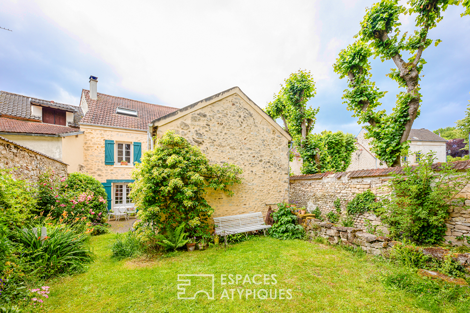Agence immobilière de Espaces Atypiques Yvelines - ESPACES ATYPIQUES YVELINES