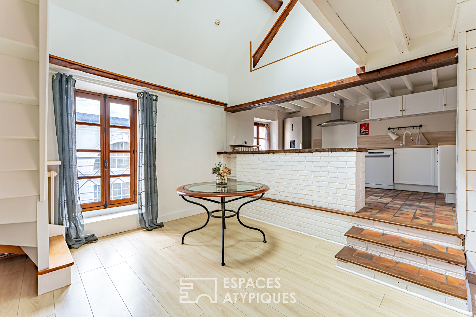 Agréable duplex en centre village - Neauphle le Château
