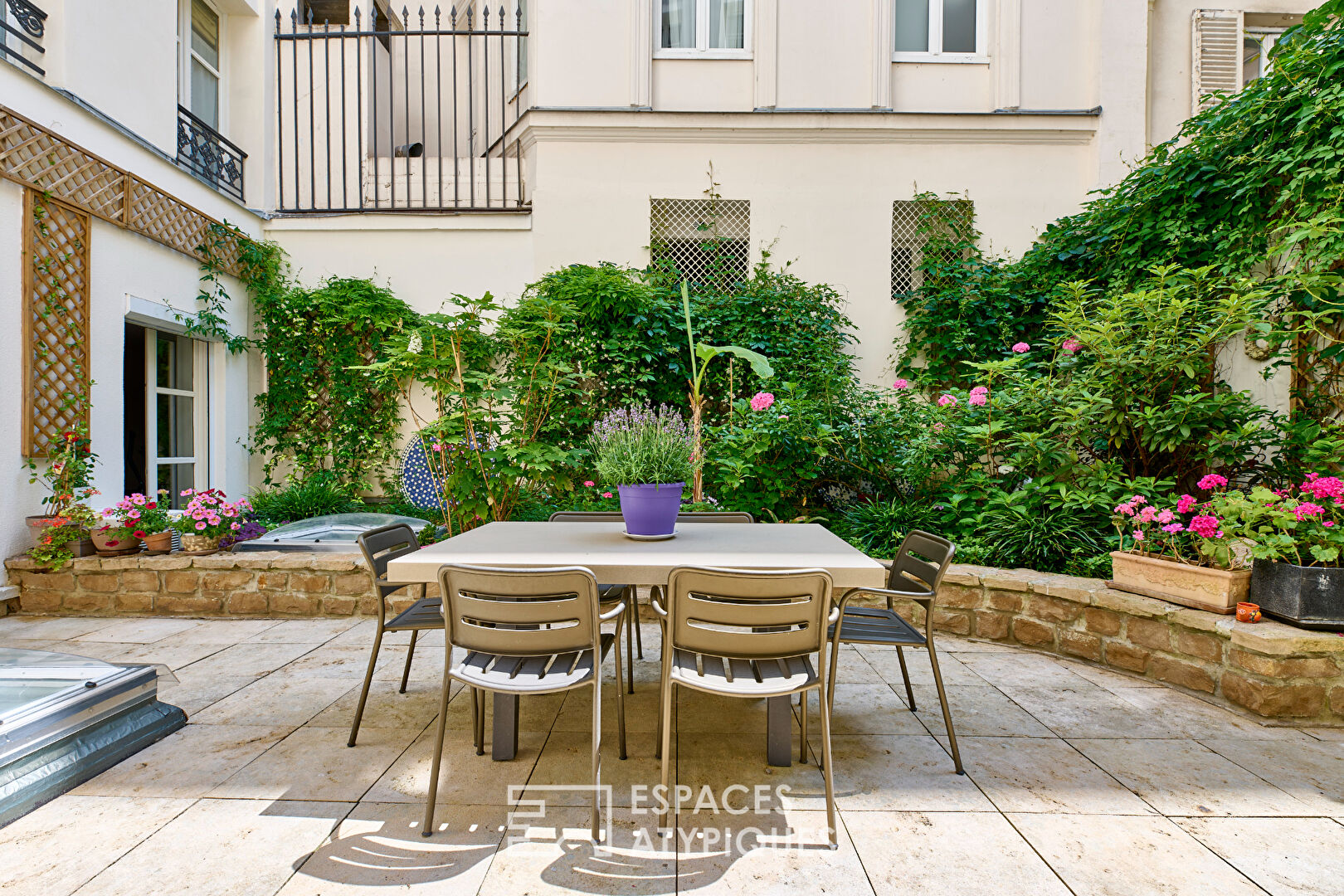 Agence immobilière de ESPACES ATYPIQUES PARIS - ESPACES ATYPIQUES PARIS OUEST