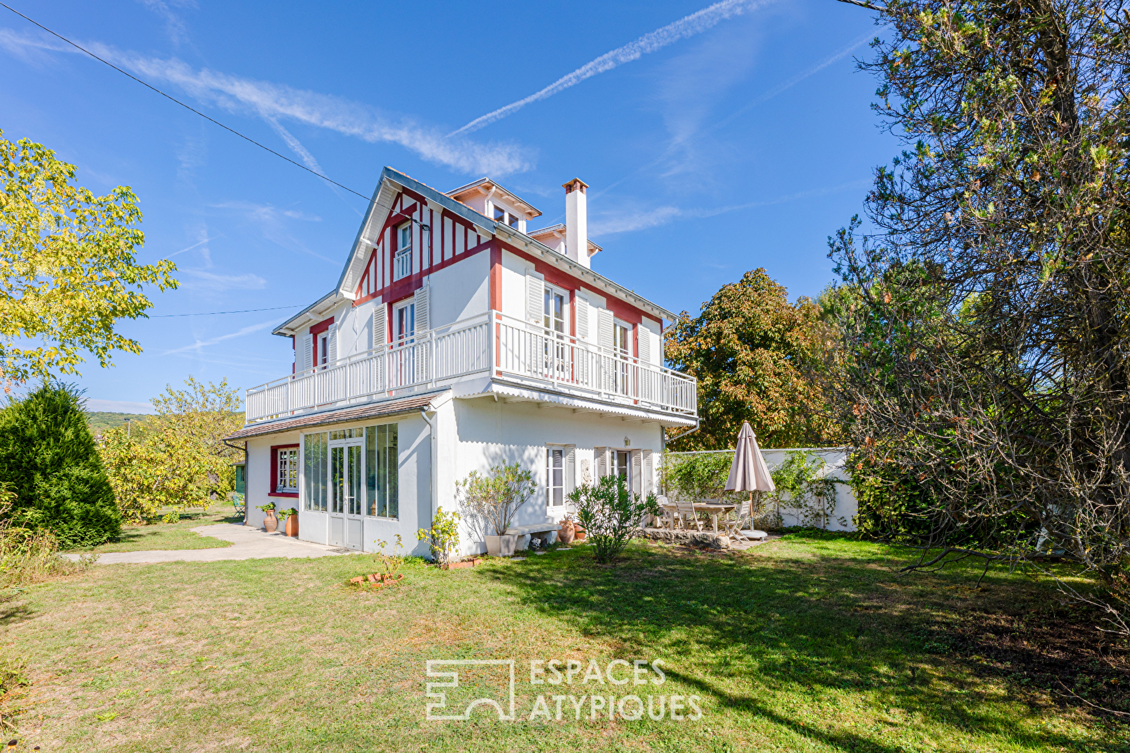 Agence immobilière de Espaces Atypiques Yvelines - ESPACES ATYPIQUES YVELINES