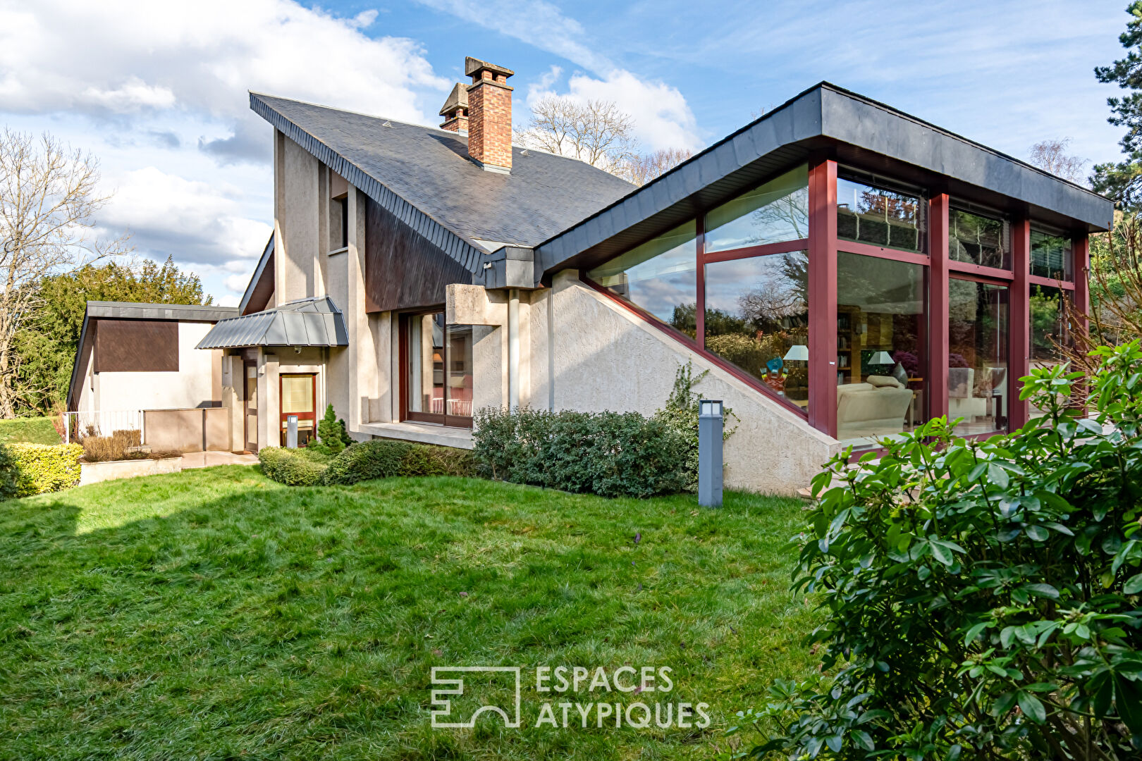 Agence immobilière de Espaces Atypiques Yvelines - ESPACES ATYPIQUES YVELINES