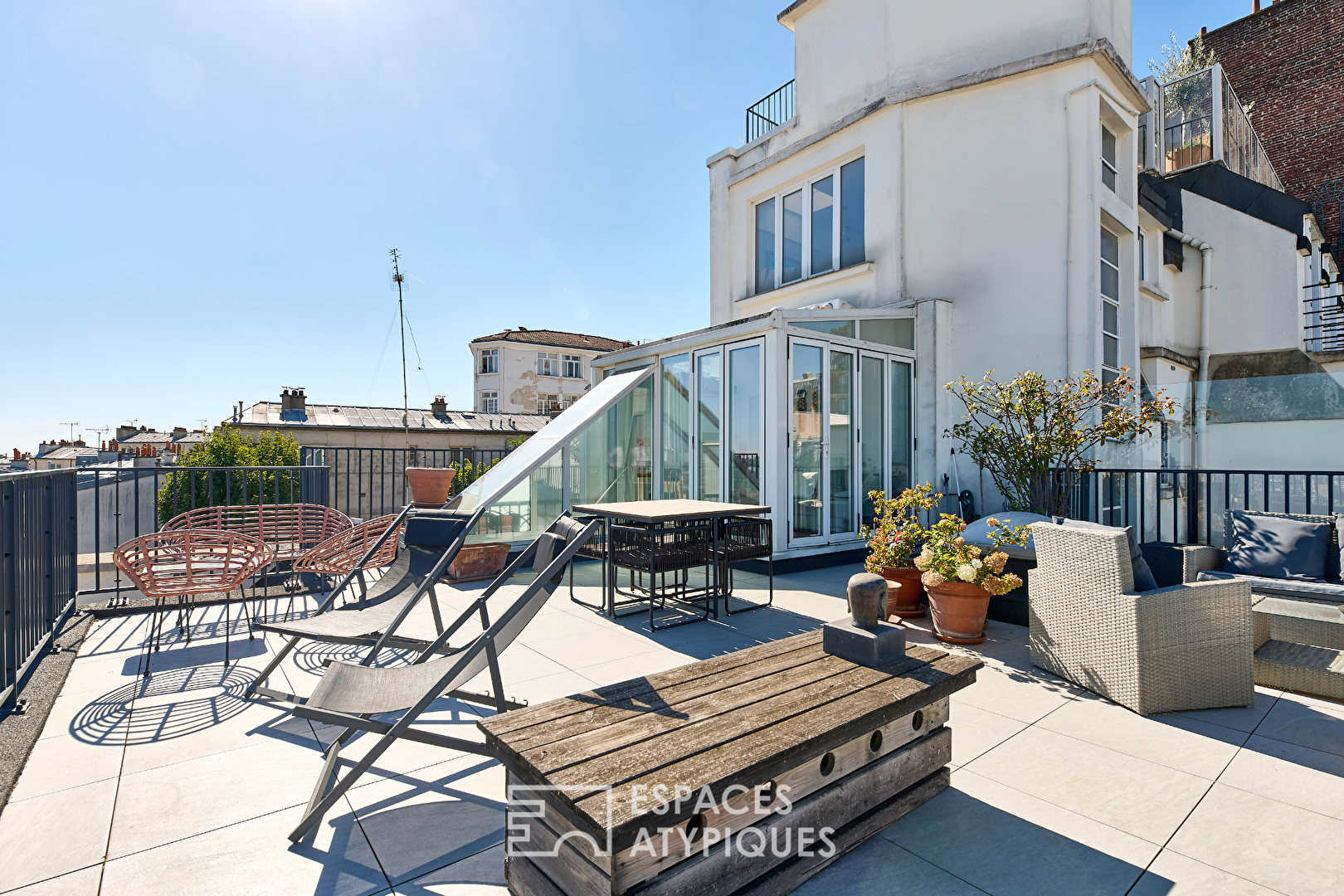 Agence immobilière de ESPACES ATYPIQUES PARIS - ESPACES ATYPIQUES PARIS OUEST