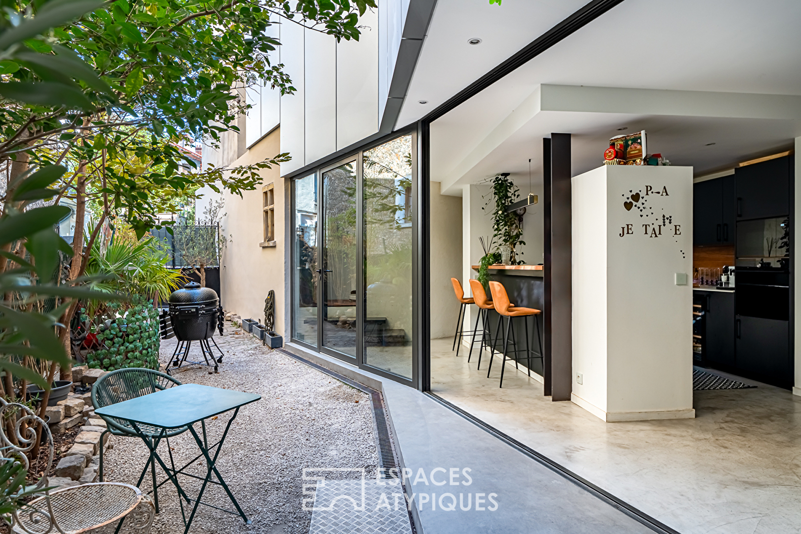 Agence immobilière de ESPACES ATYPIQUES Hauts de Seine