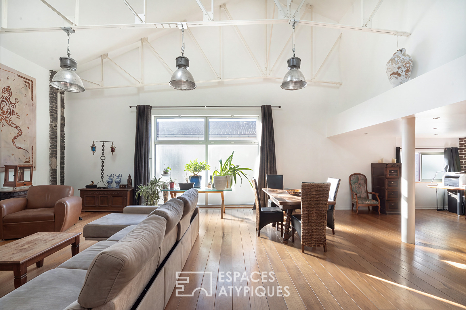 Agence immobilière de ESPACES ATYPIQUES VAL DE MARNE