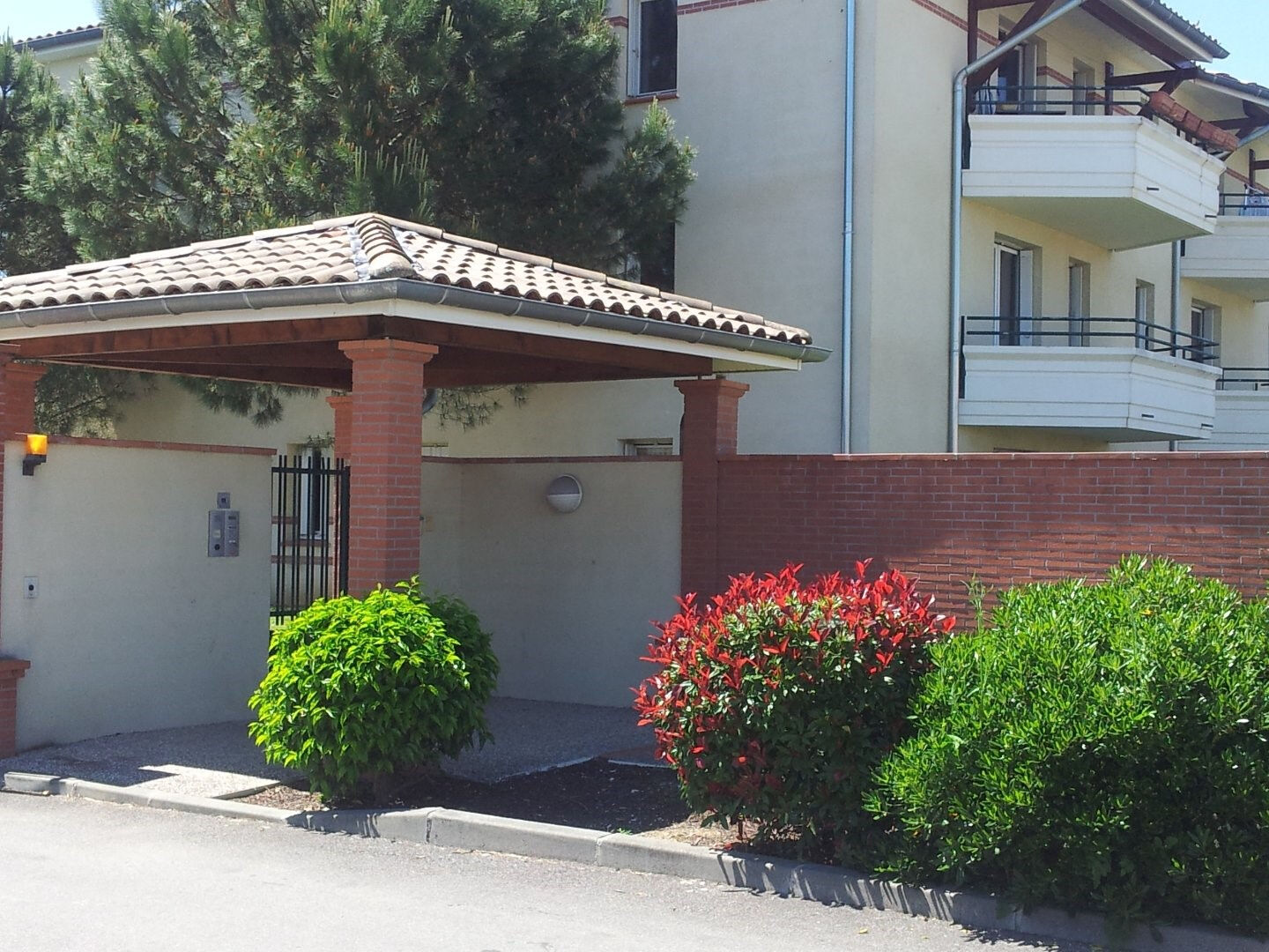 Photo T3 exposé sud avec terrasse dans une résidence sécurisée image 2/2