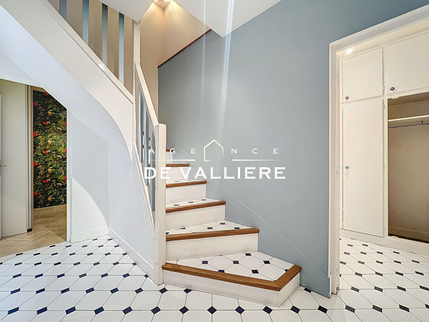 Agence immobilière de AGENCE DE VALLIERE - Nanterre Centre