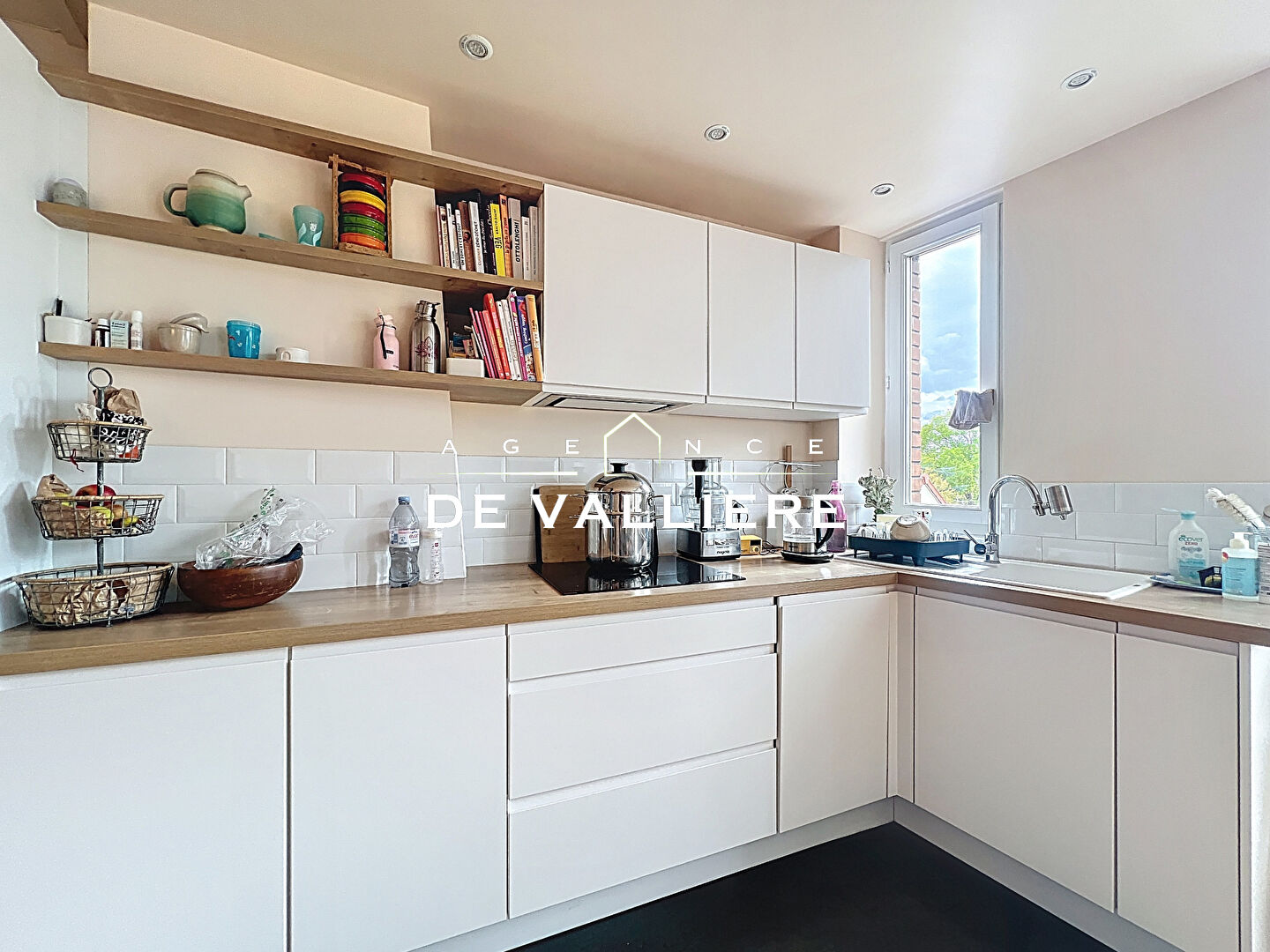 Photo NANTERRE - HYPER CENTRE image 6/6