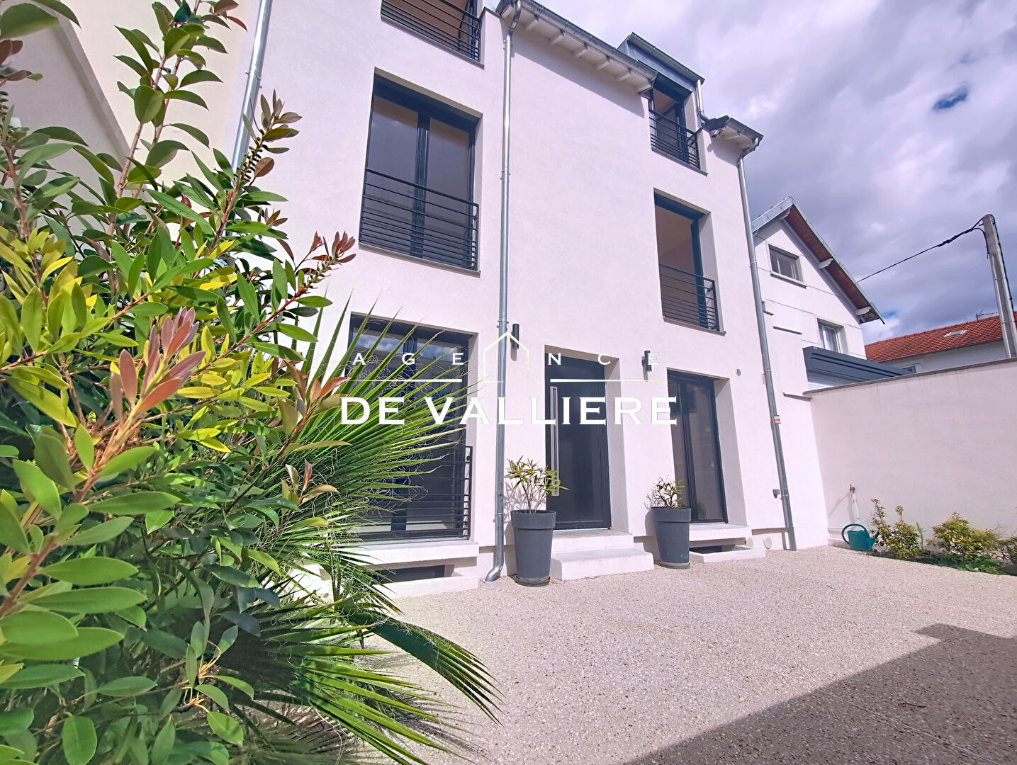 Agence immobilière de AGENCE DE VALLIERE - Rueil Centre
