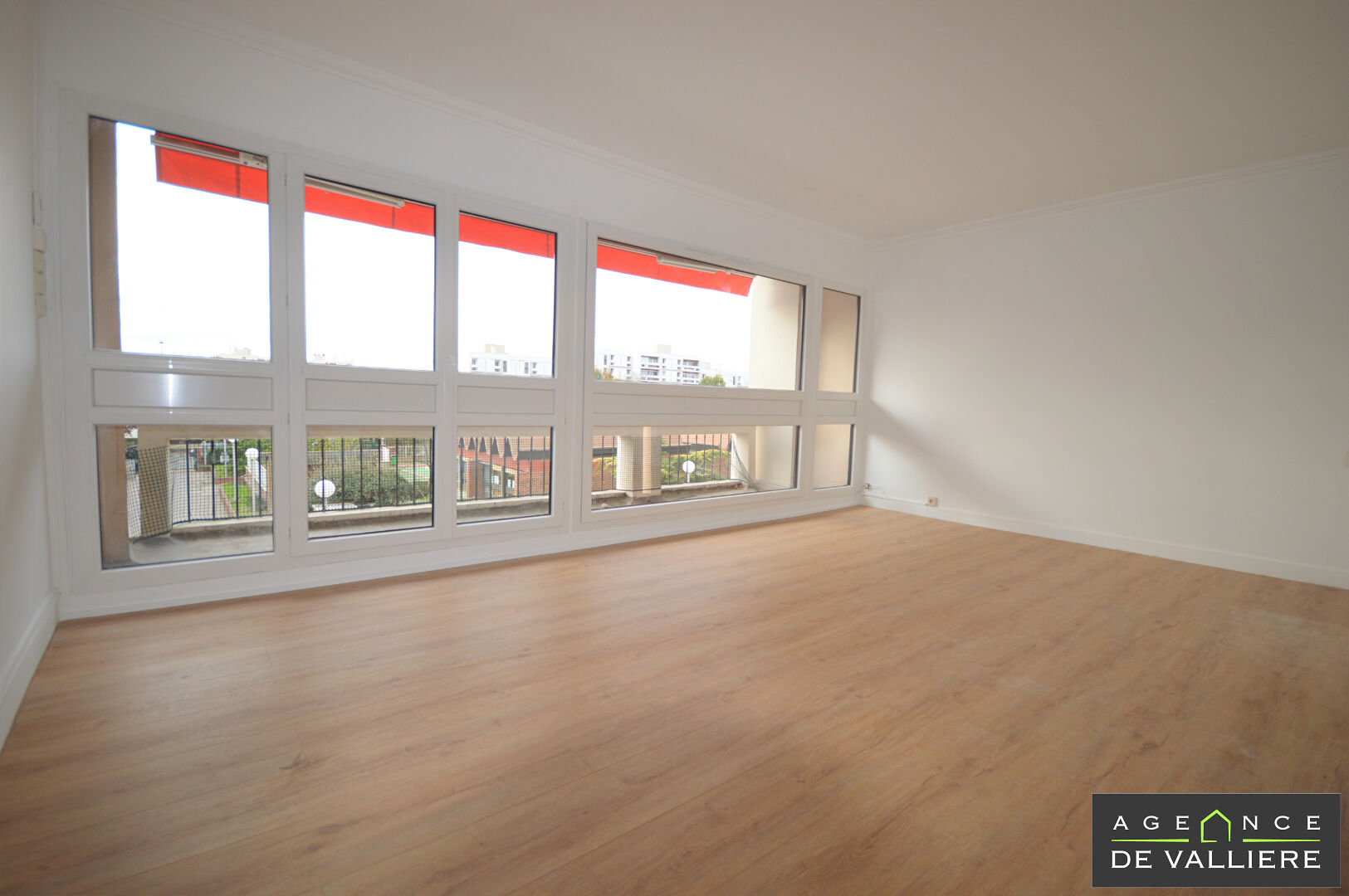 NANTERRE appartement 4 pièces 81m² Boulevard National