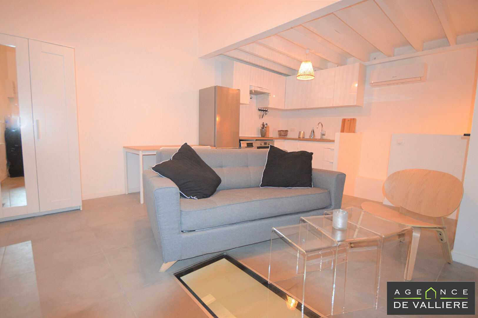 Photo DUPLEX 2/3 pièce(s) 50 m2 parfaitement meublé image 2/6