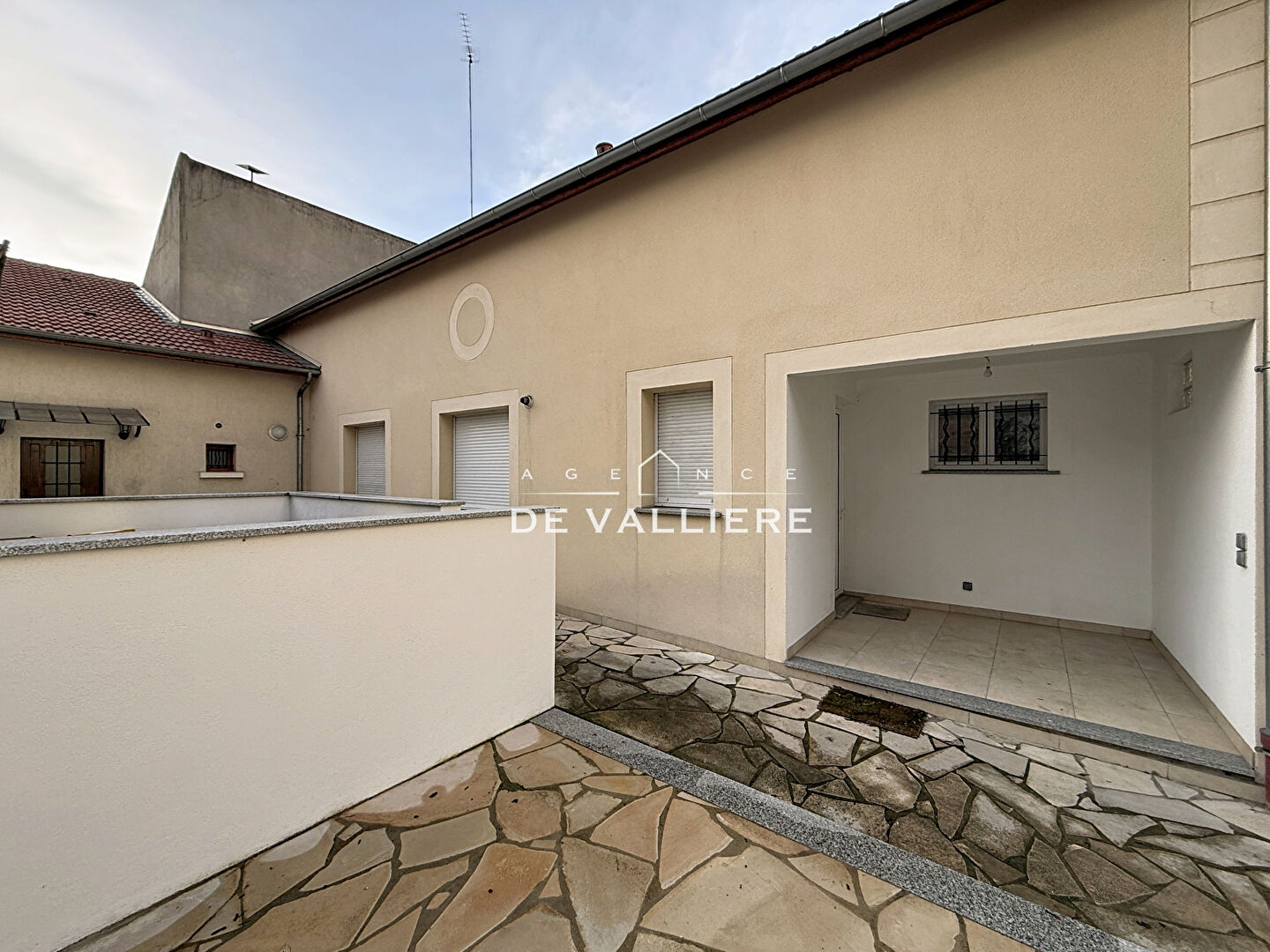 Agence immobilière de AGENCE DE VALLIERE - RUEIL