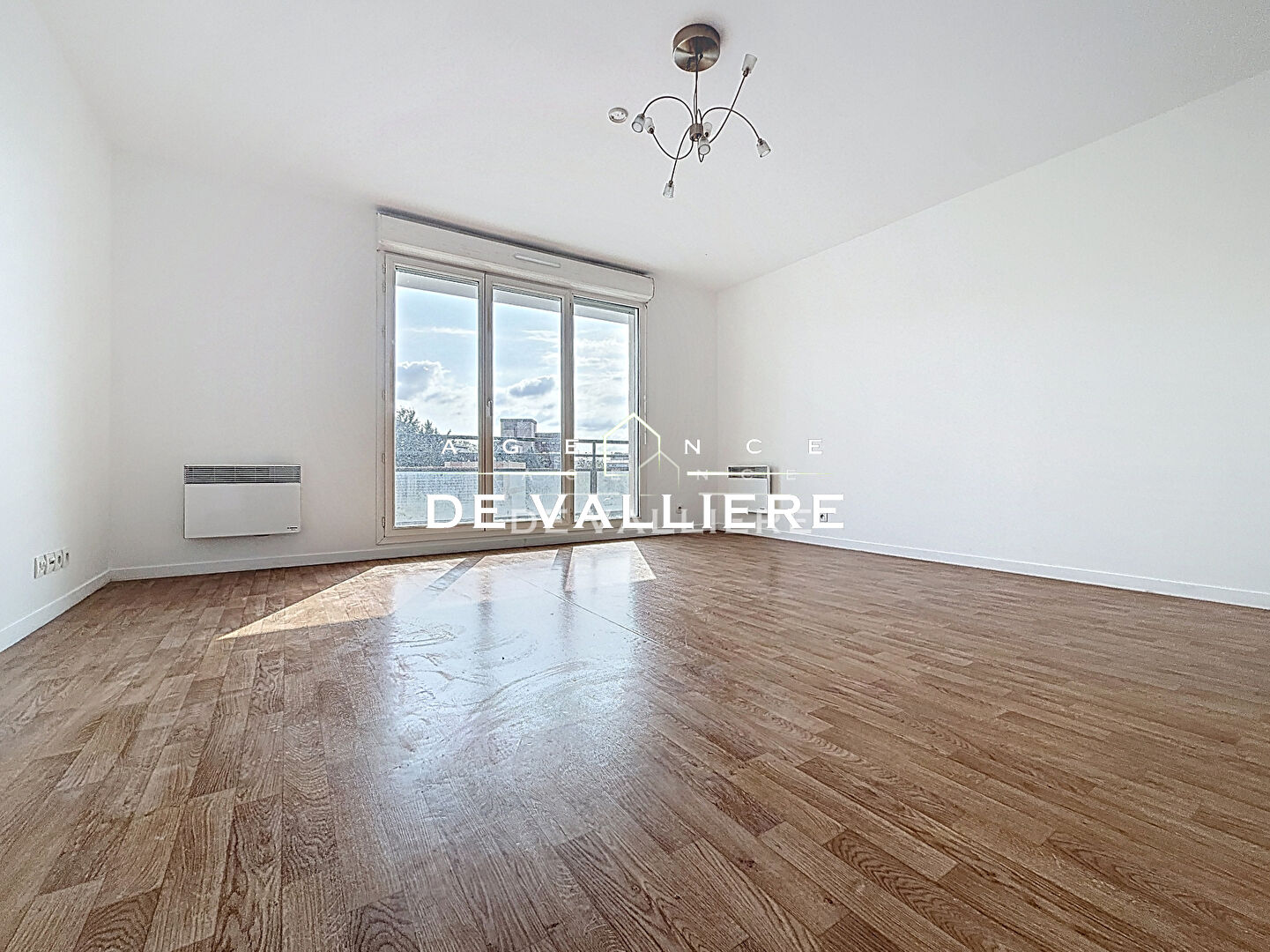 Agence immobilière de AGENCE DE VALLIERE - RUEIL