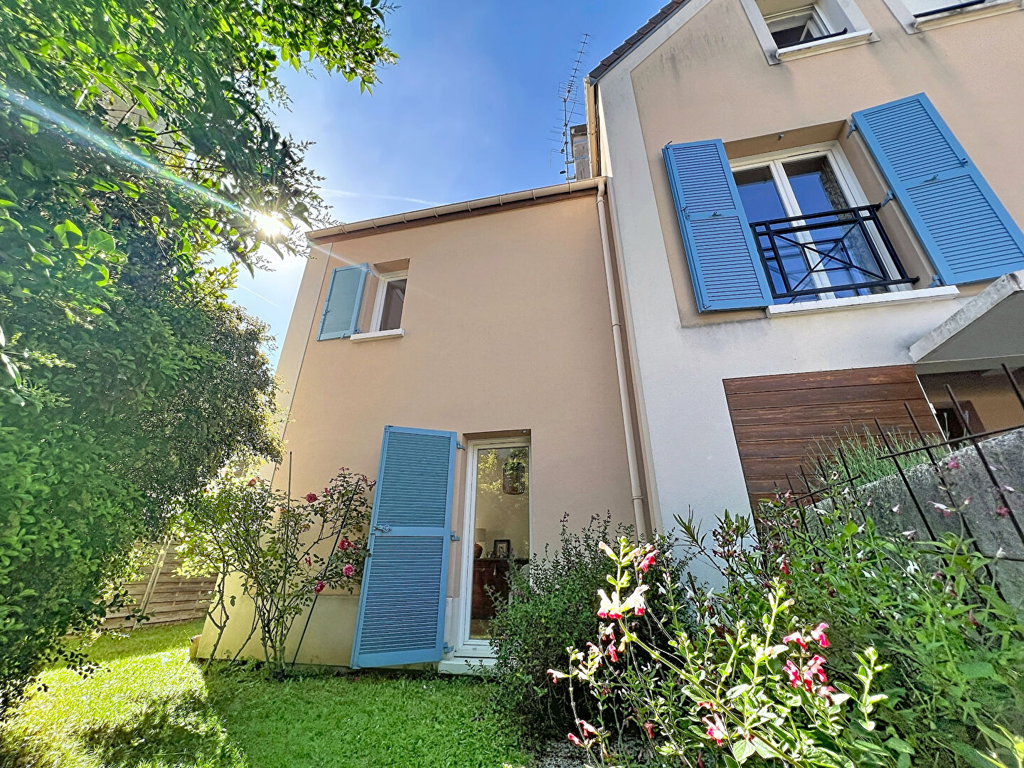 Agence immobilière de AGENCE DE VALLIERE - Nanterre Centre