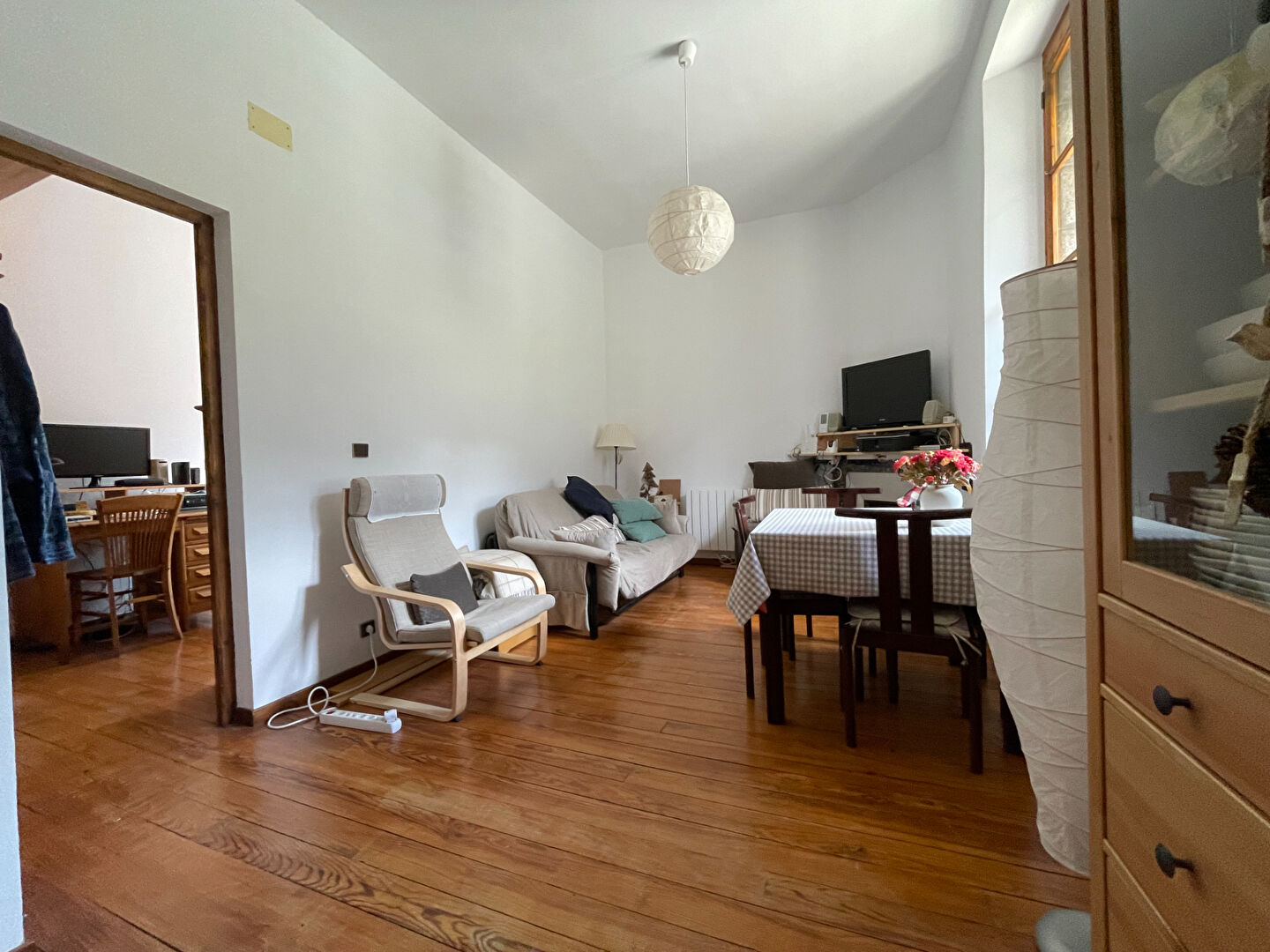 Photo T2 MEZZANINE - BURTON'S GARE - PORTA image 5/6