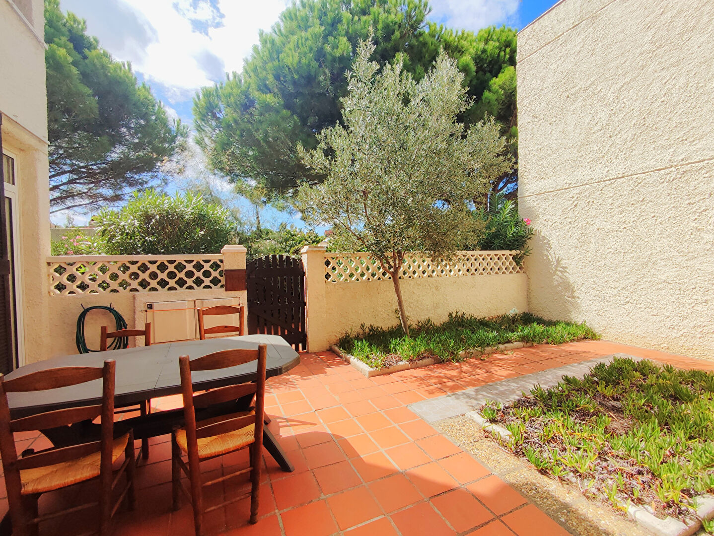 Agence immobilière de AGENCE PEYROT Port Leucate