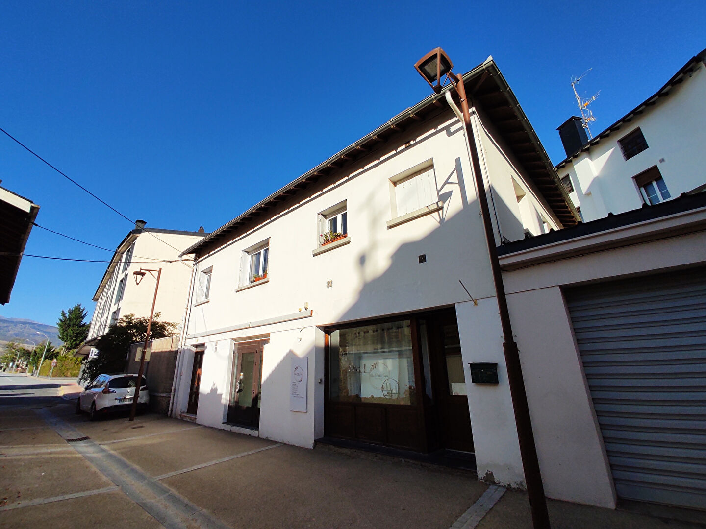 Agence immobilière de AGENCE PEYROT - AGENCE PEYROT Bourg Madame