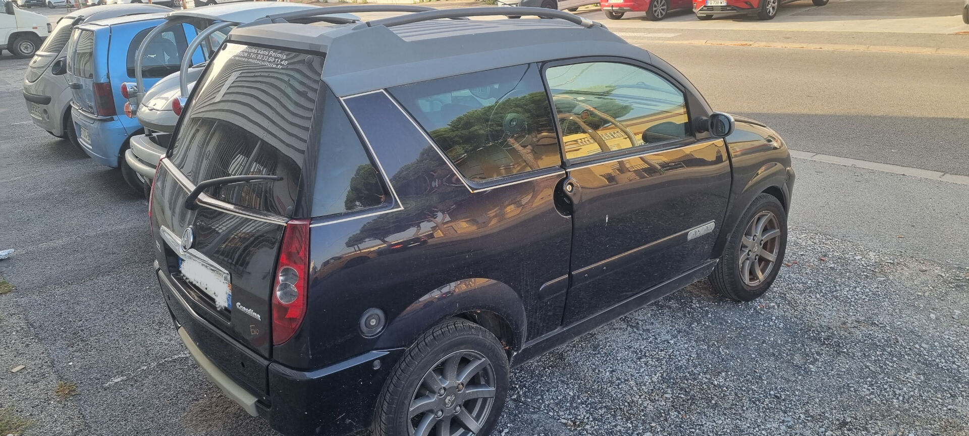 Photo Fonds de commerce De Vente de Voitures Sans Permis Perpignan image 2/6