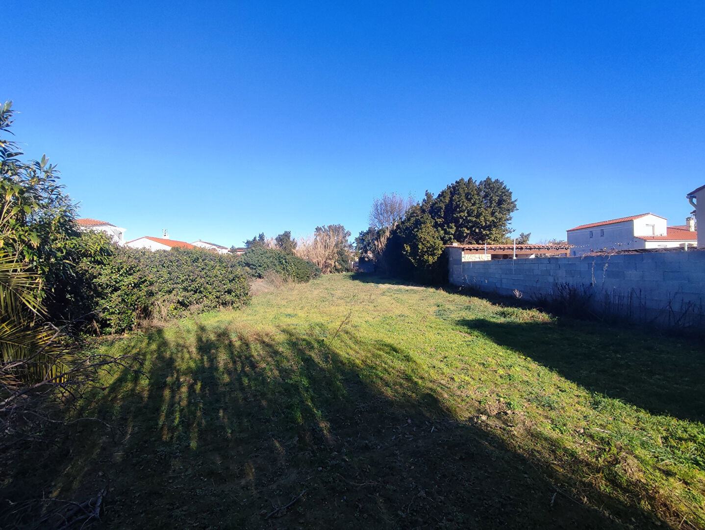 Photo PEZILLA-LA-RIVIERE Terrain constructible de 953 m2 image 5/6