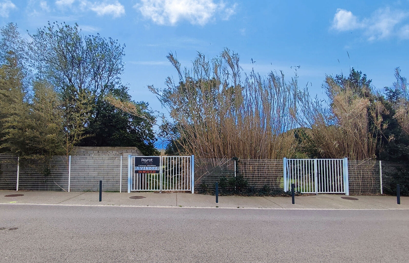 Photo PEZILLA-LA-RIVIERE Terrain constructible de 953 m2 image 6/6