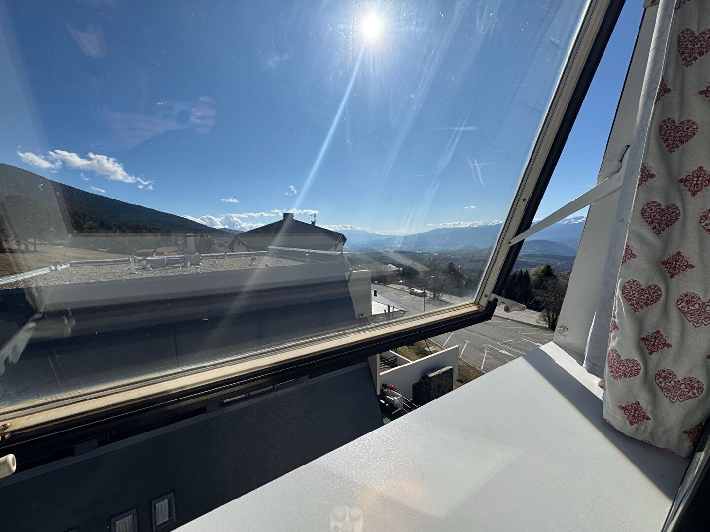 Photo T2 avec CABINE EN PIED DE PISTE - LES LUPINS - EYNE image 6/6