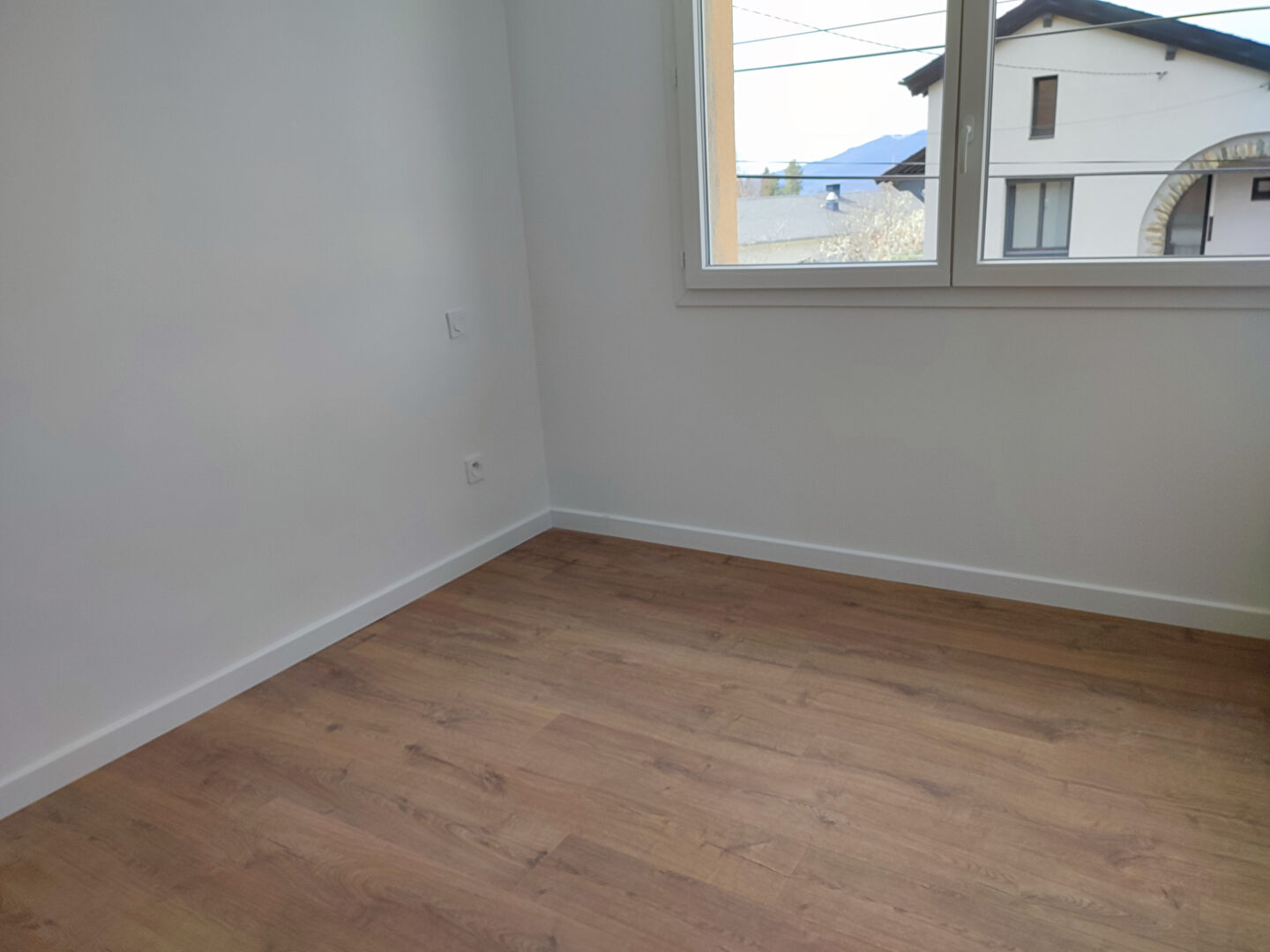 Photo Appartement 4 pièces entièrement rénové image 5/6