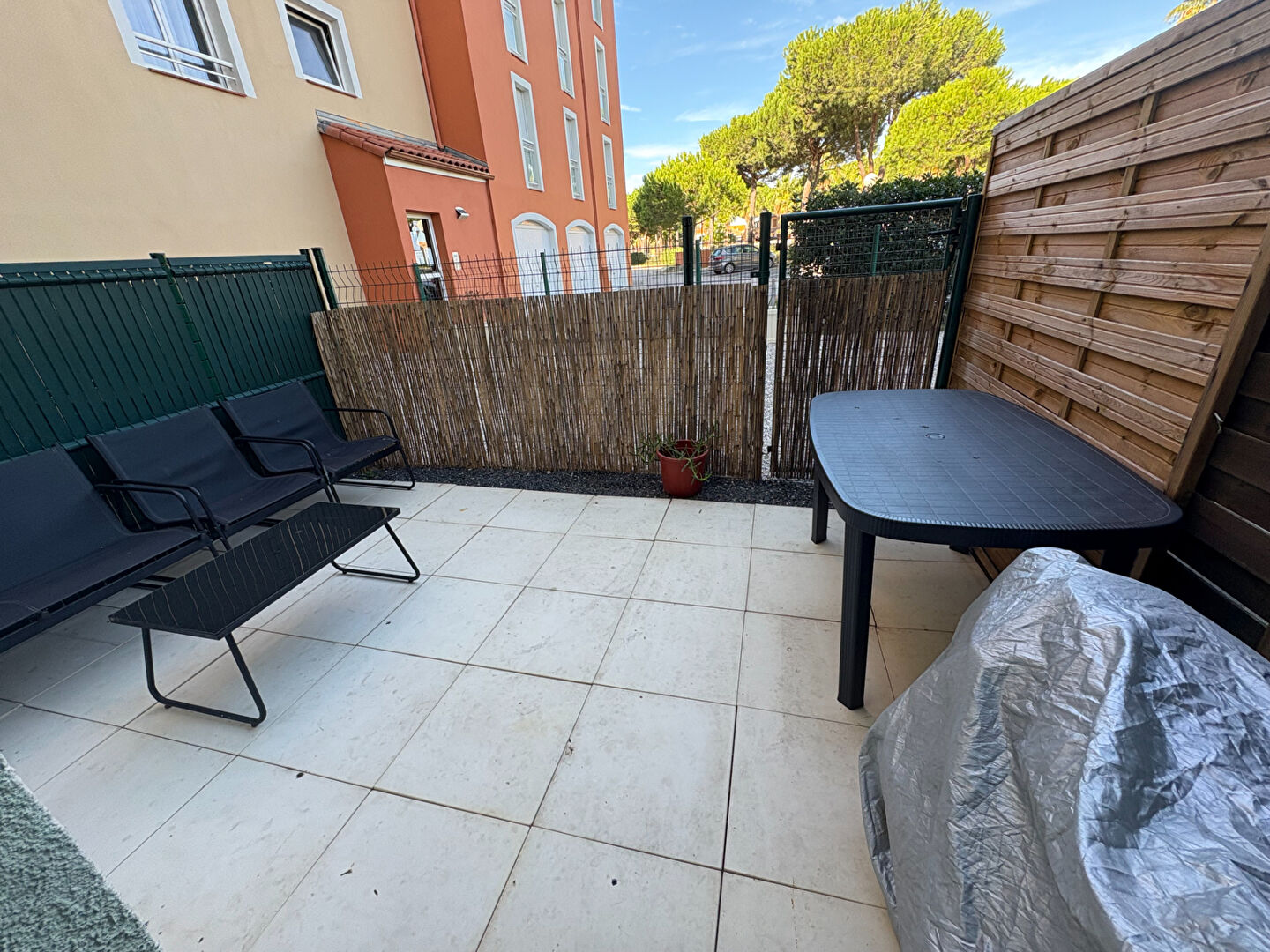 Photo LE BARCARES VILLAGE STUDIO AU RDC+ Parking avec terrasse image 4/6