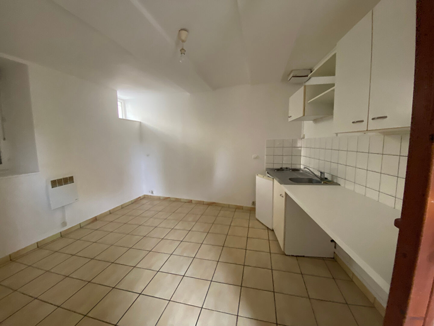 Location : appartement F1 à CAEN