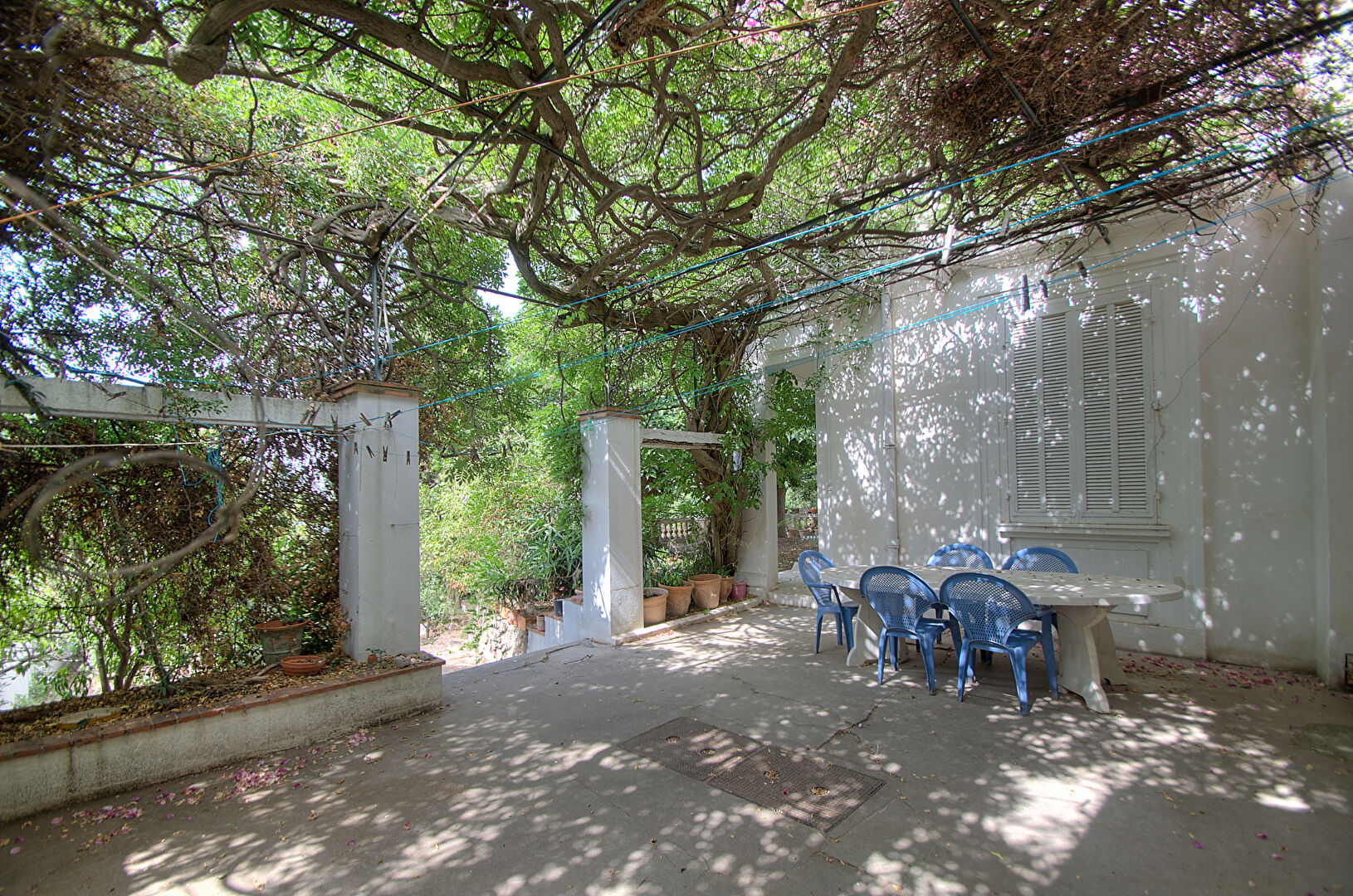 Photo VILLA BELLE ÉPOQUE  AVEC VUE MER A RENOVER PROCHE CENTRE VILLE ET PLAGES A PIED A SAINT RAPHAEL image 4/6